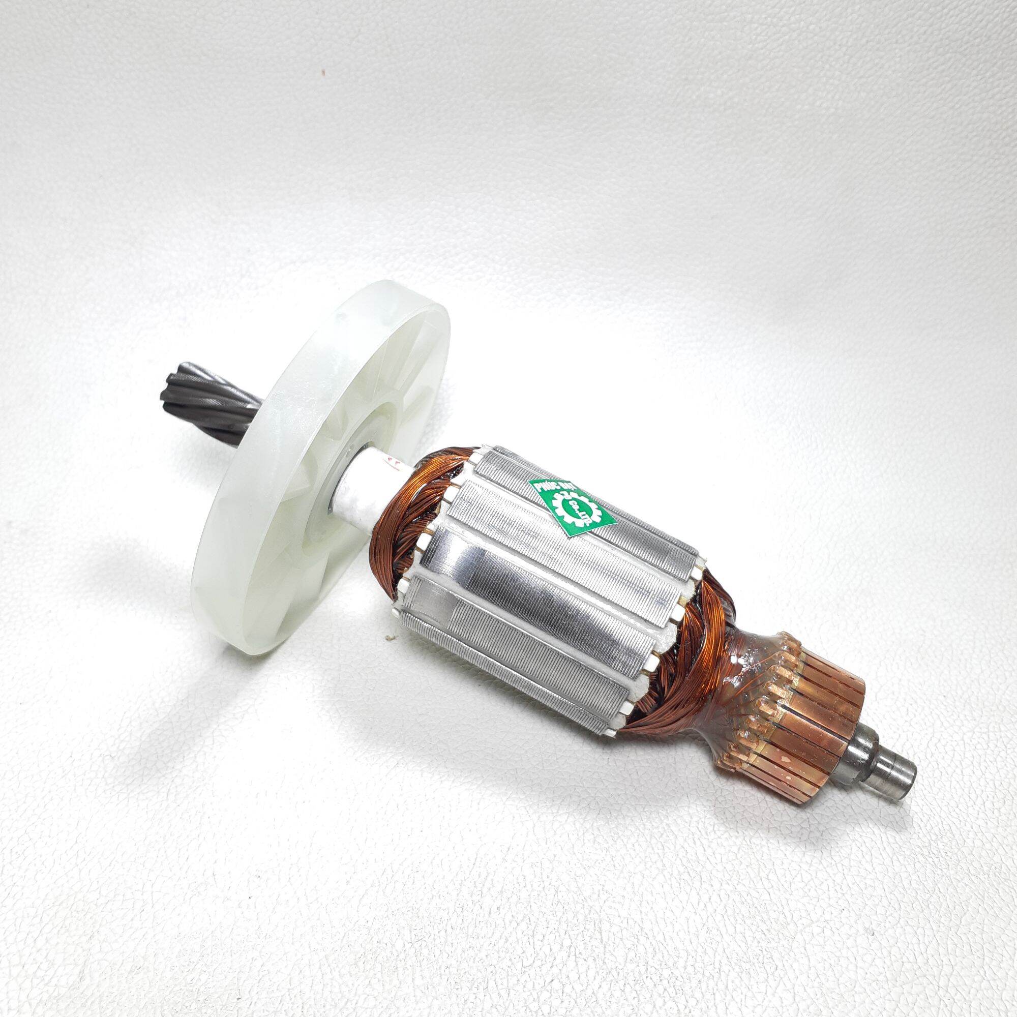 Rô máy chuyên đục HM0810 7 răng mũi 17mm - DCA