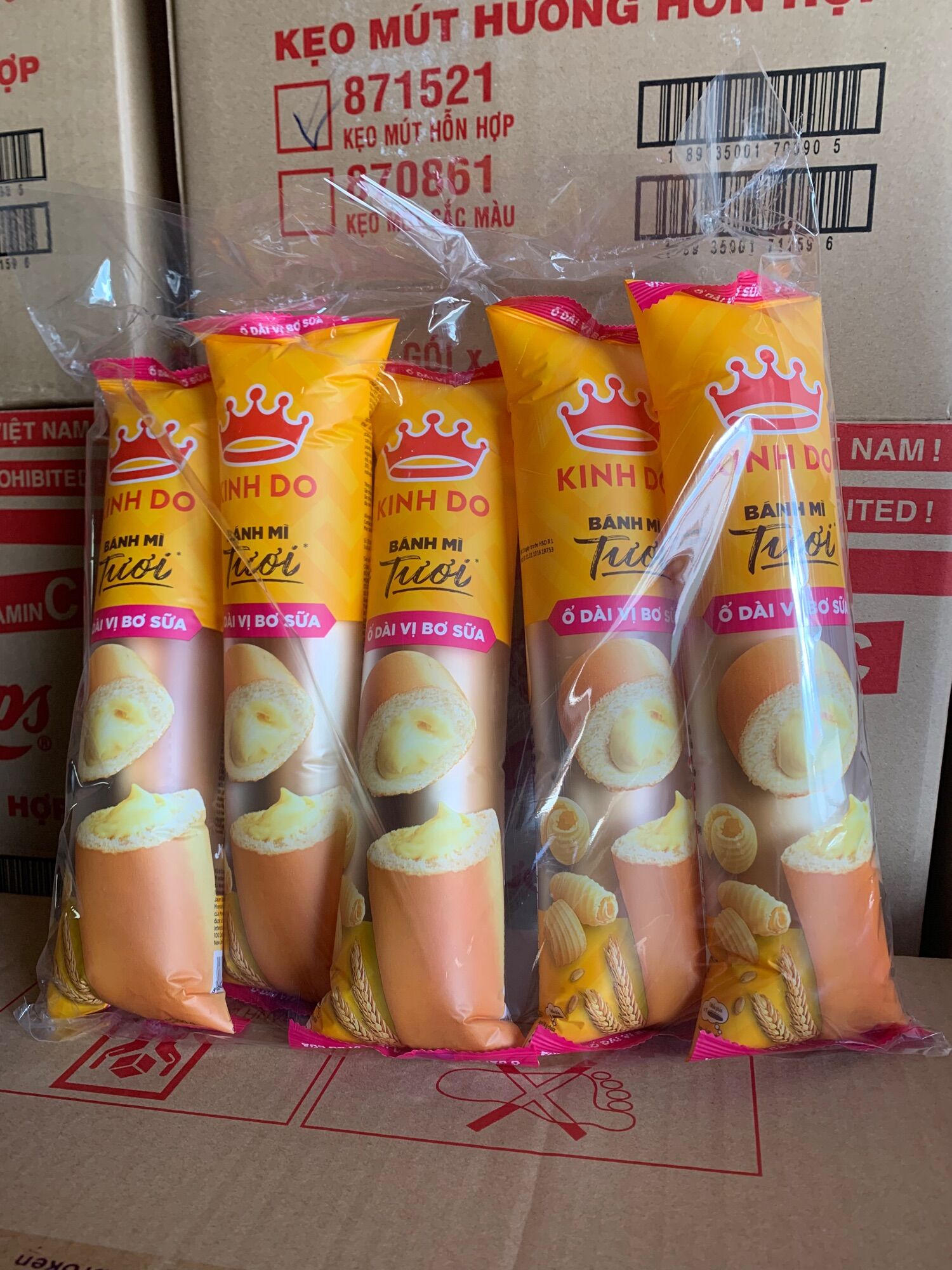 Bánh mì tươi Kinh Đô Ổ Dài 3 vị ( bịch 5 cái)