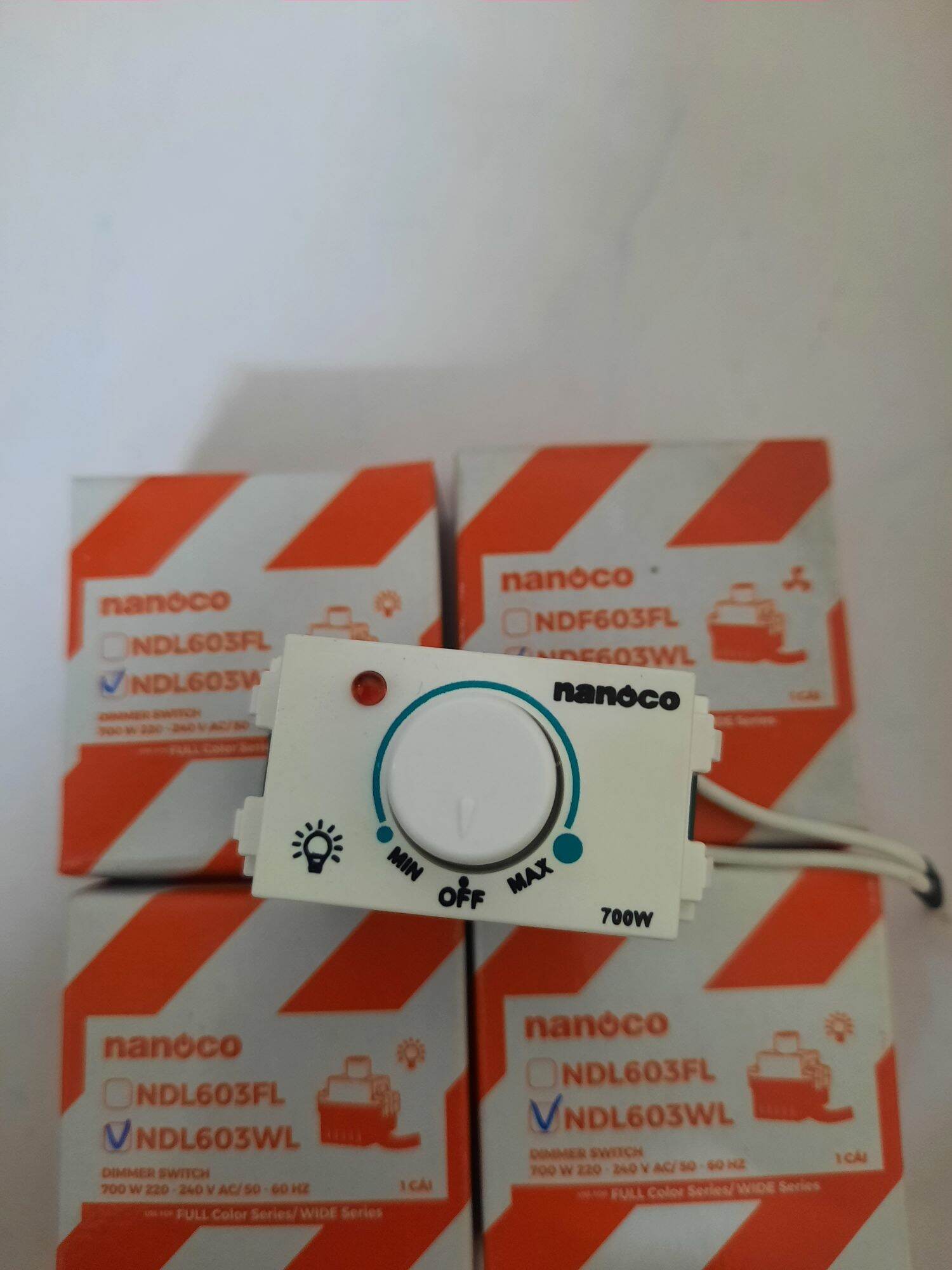 Công tắc chỉnh đèn PANASONIC Dimer Đèn
