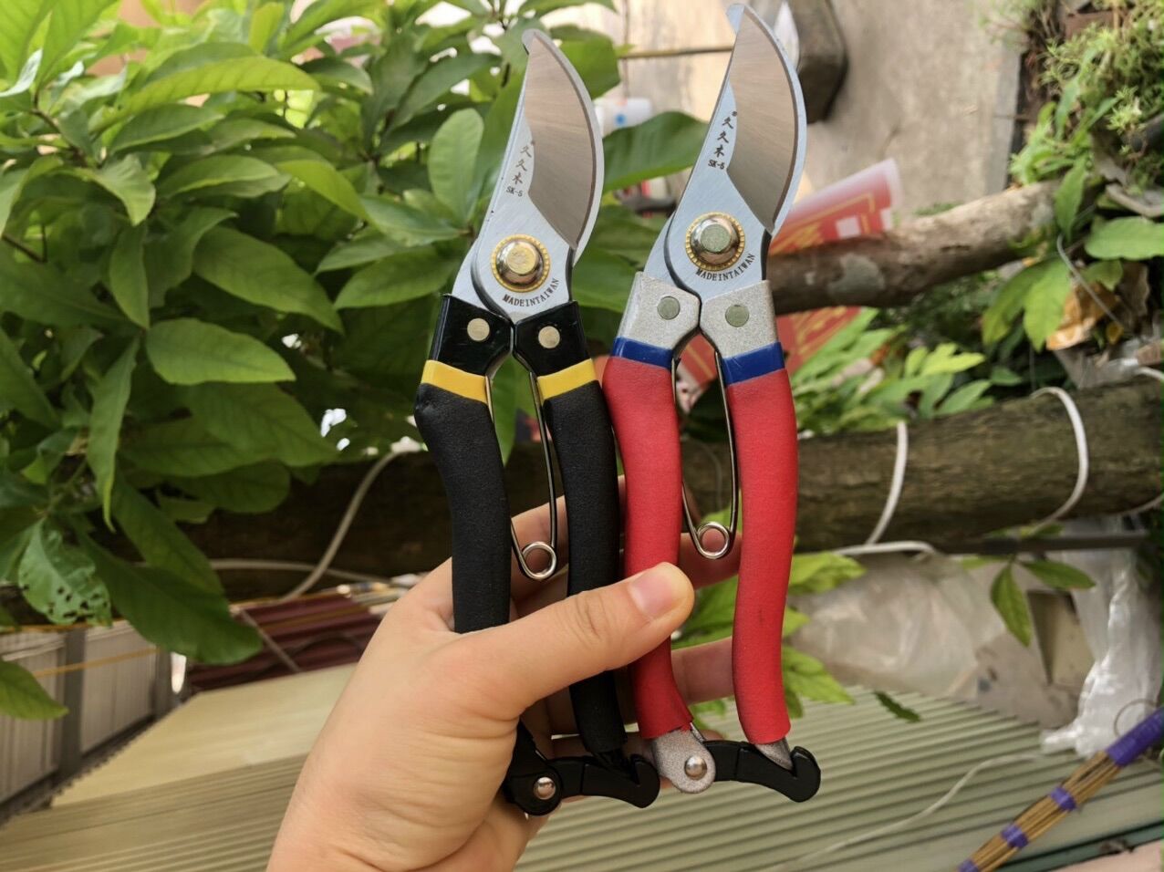 Kéo cắt tỉa cành Nhật Bản