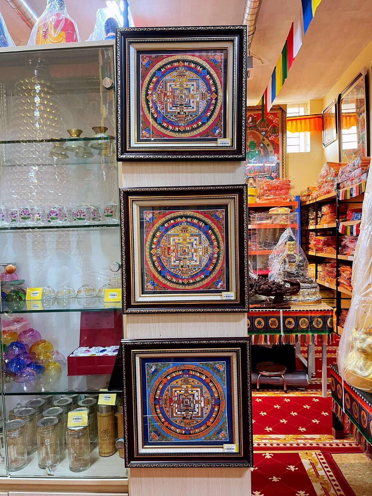 Tranh Mandala Nepal có khung (CHÁT CHỌN MẪU)