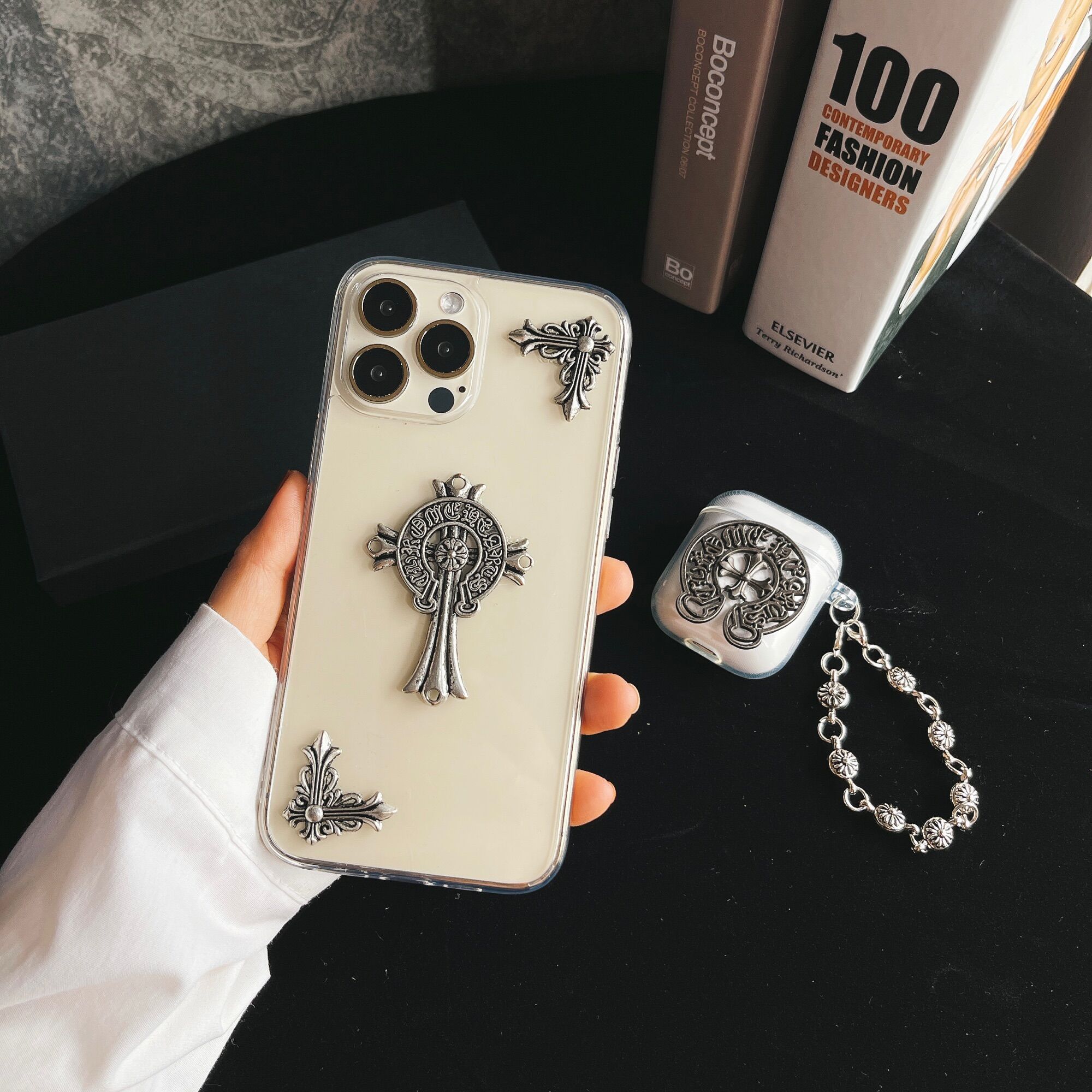 Ốp lưng iphone trong suốt Chrome Heart