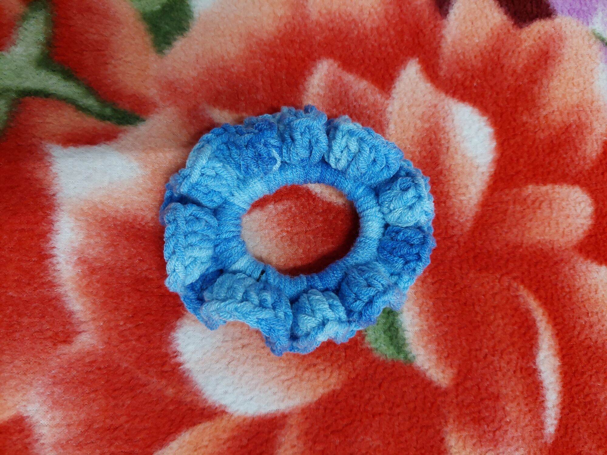 chun cột tóc bằng len móc tay handmade