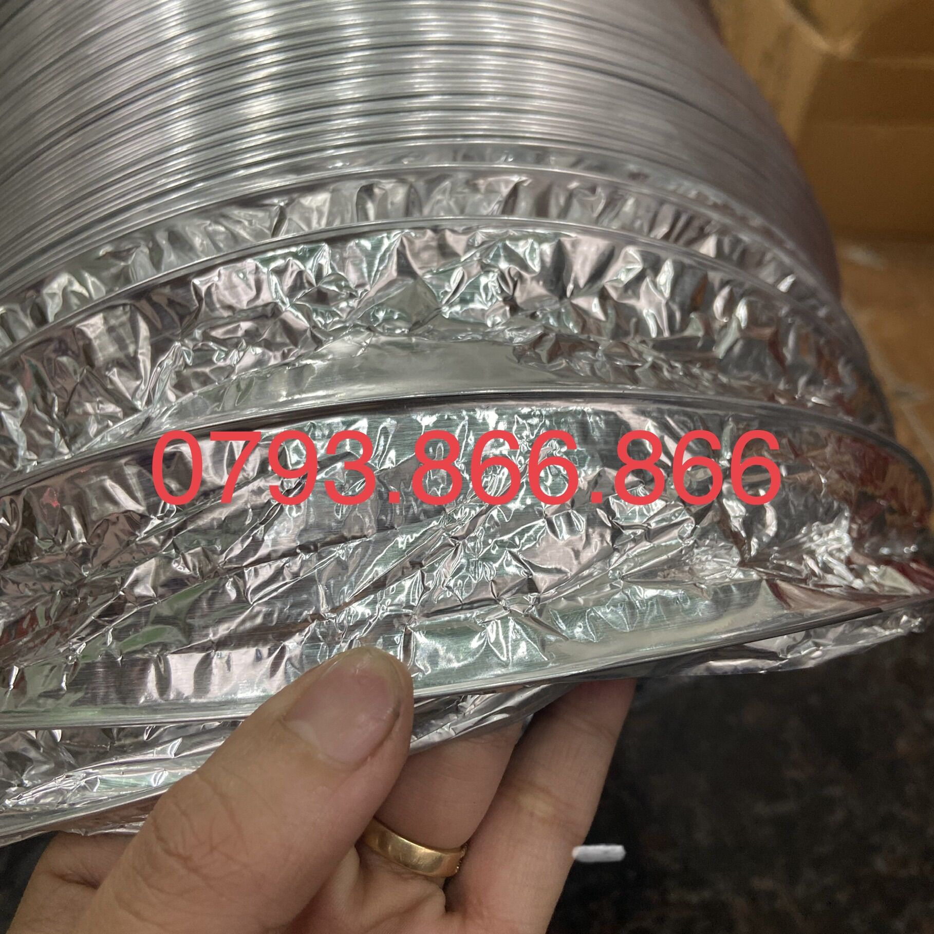 Ống gió bạc thông gió hút mùi phi 100 - cuộn dài 8 mét - Mega88