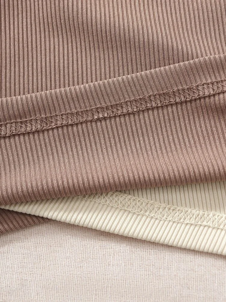 Áo croptop phối hai màu chéo (0810)