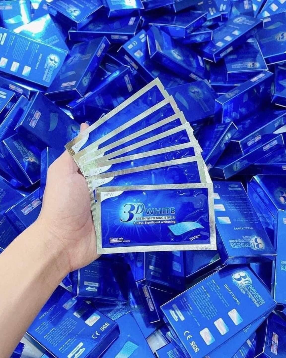 Miếng Dán Trắng Răng 3D White Teeth Whitening Strips