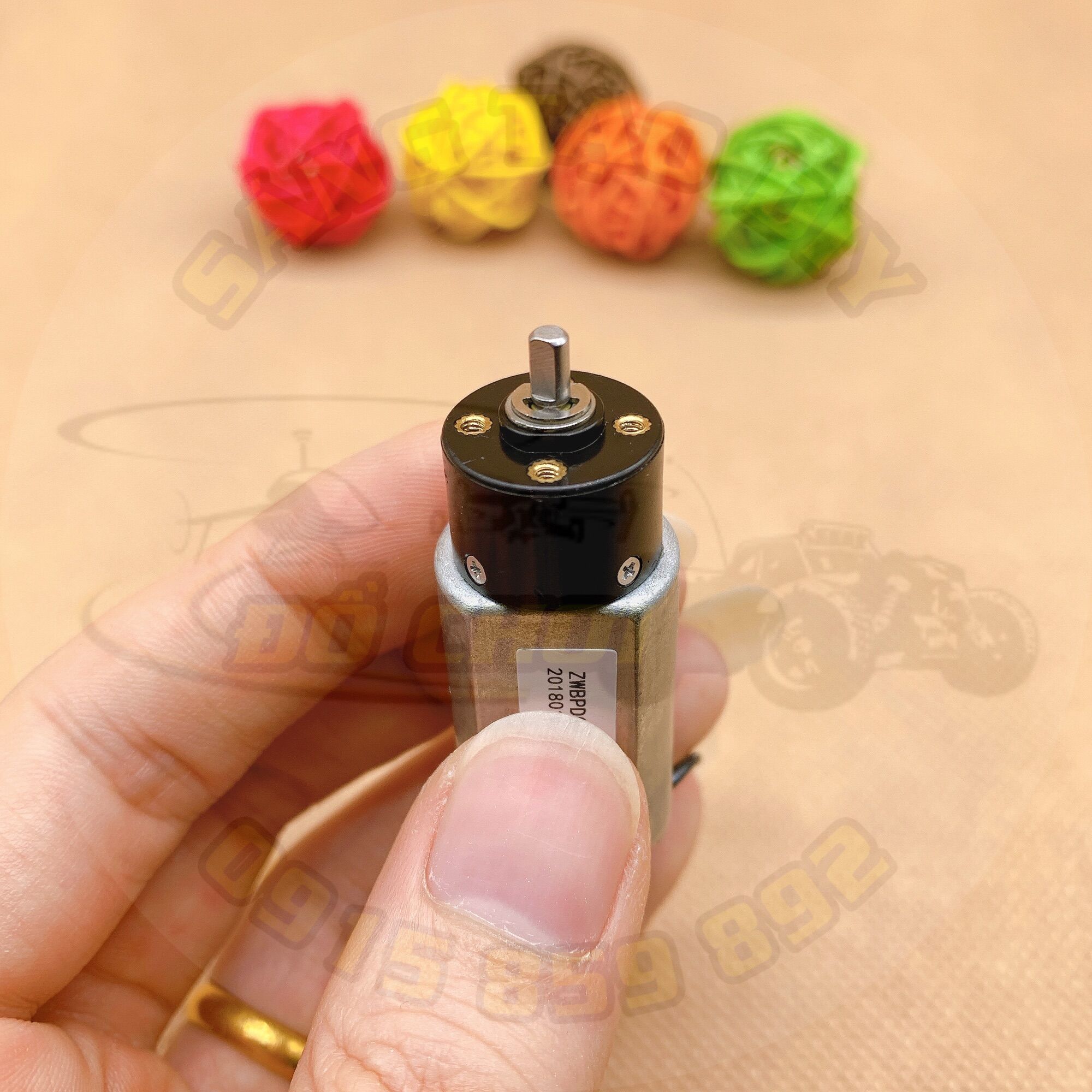 Động cơ giảm tốc mini 180 DC 3V tốc độ 1300 vòng/phút