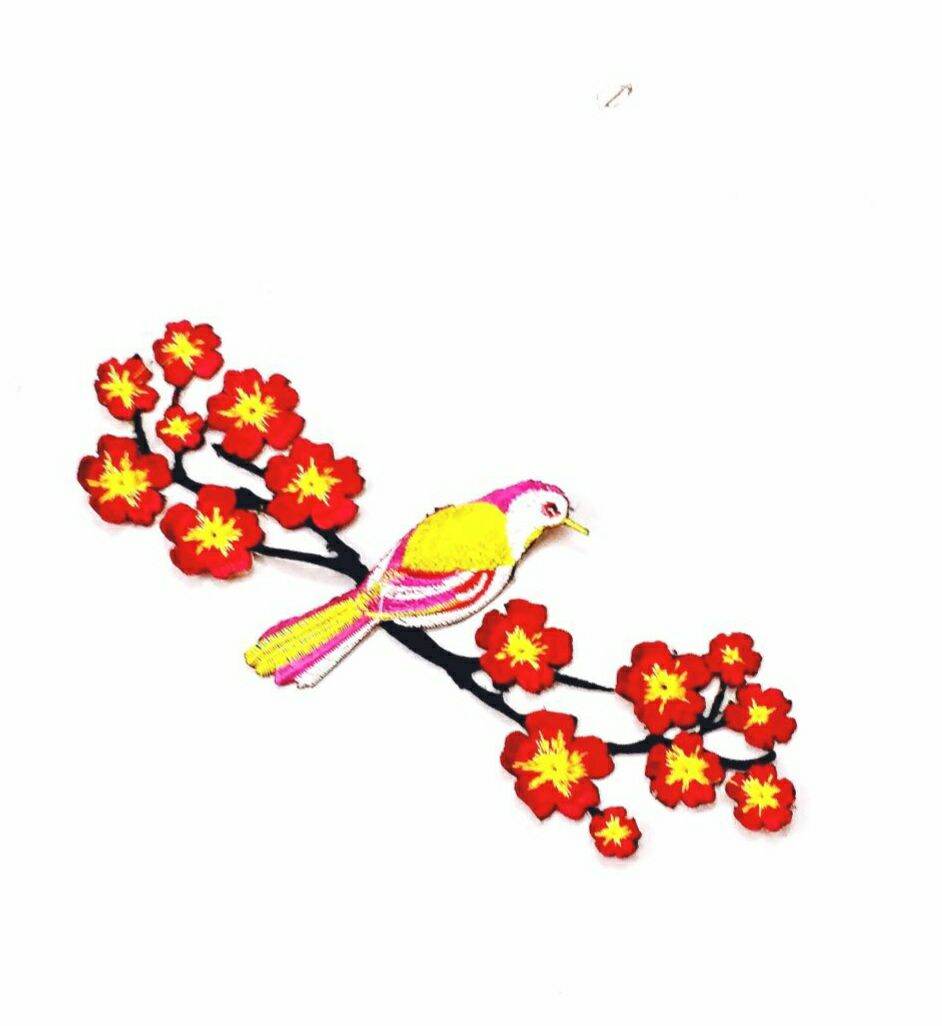 Hoa thêu ủi nhiệt lên áo trang trí