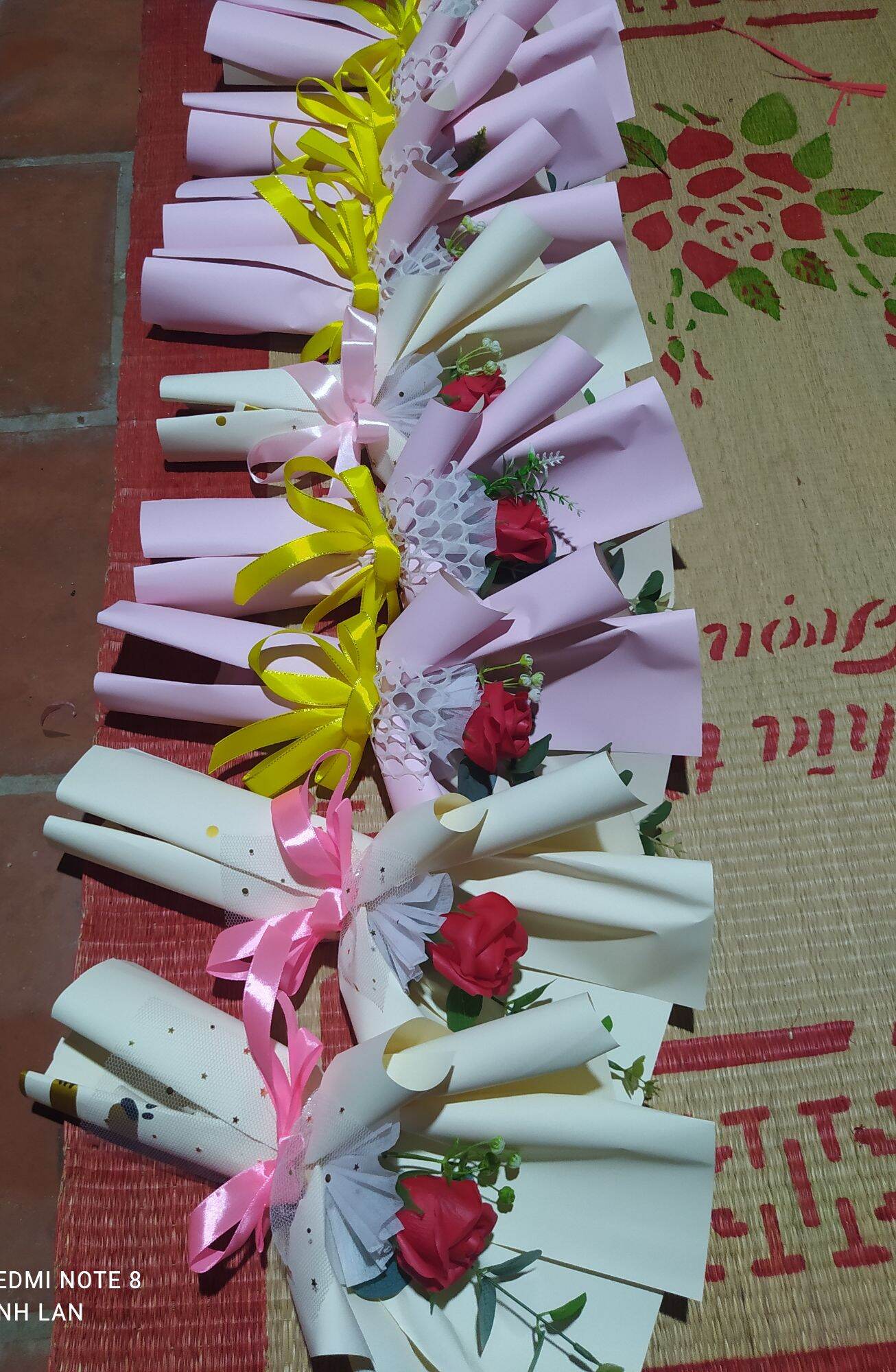 cốt hoa cắm 1-3 bông