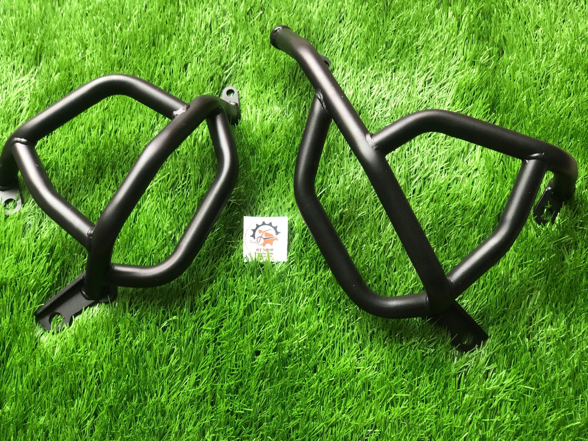 Chống đổ khung bảo vệ lóc máy CB650R