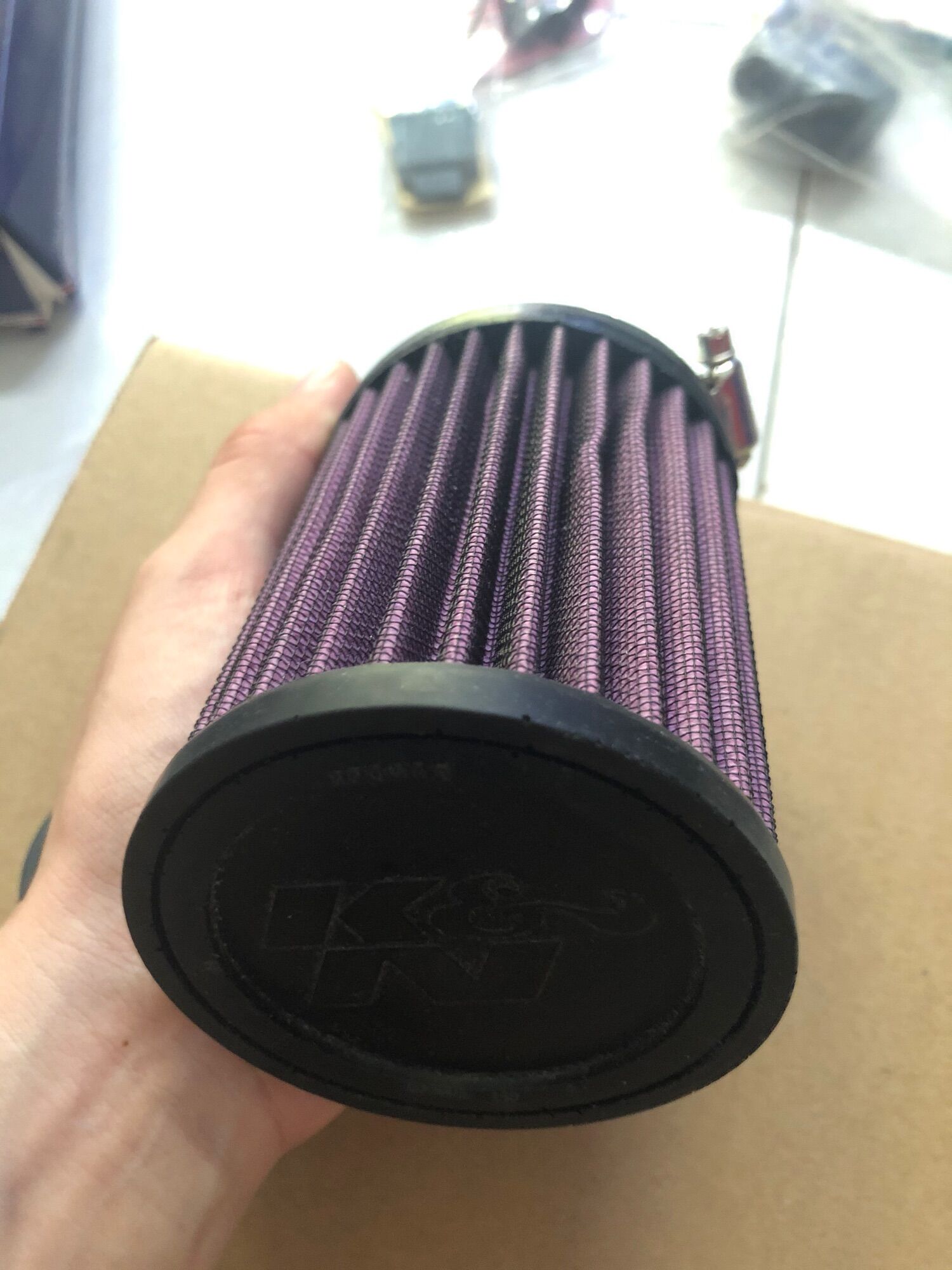 LỌC GIÓ TRỤ K&N HÀNG 1.1 PÔ E TĂNG TỐC GẮN SATRIA. RAIDER. SONIC. WINNER.KÈM CỔ DÊ VÀ 3 LỎI CAO SU TẶNG KÈM Phụ Tùng