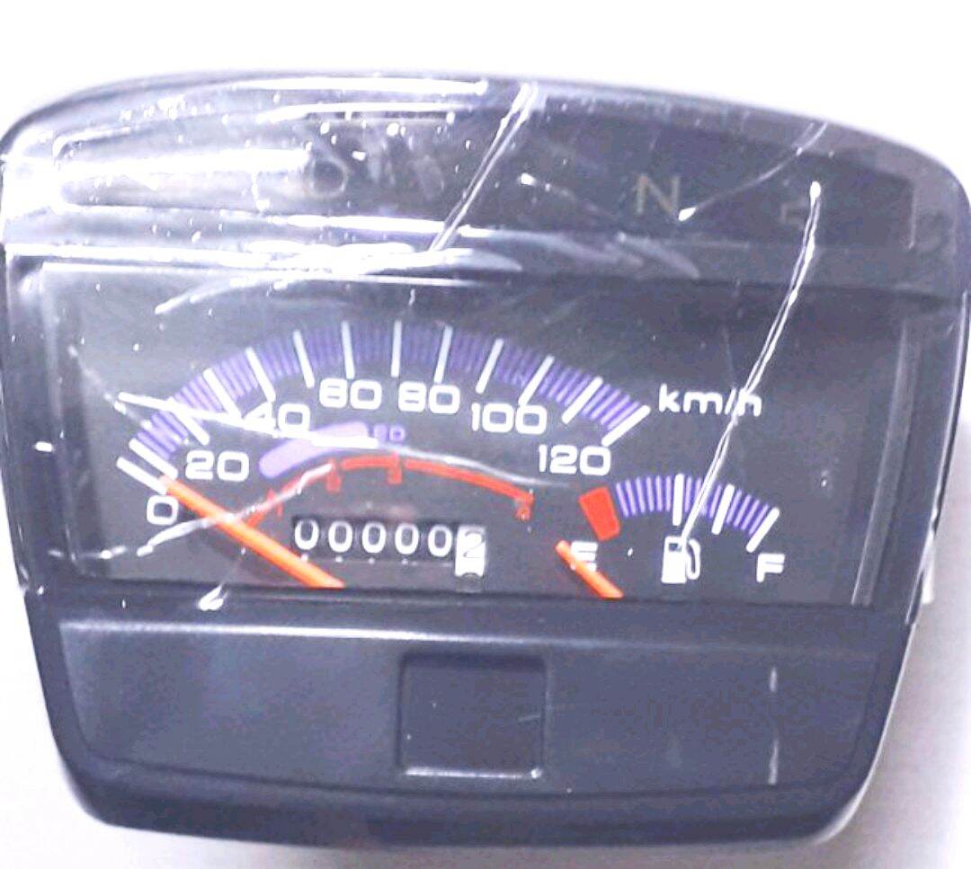 [Hcm] Dream Car Clock Is High-End...