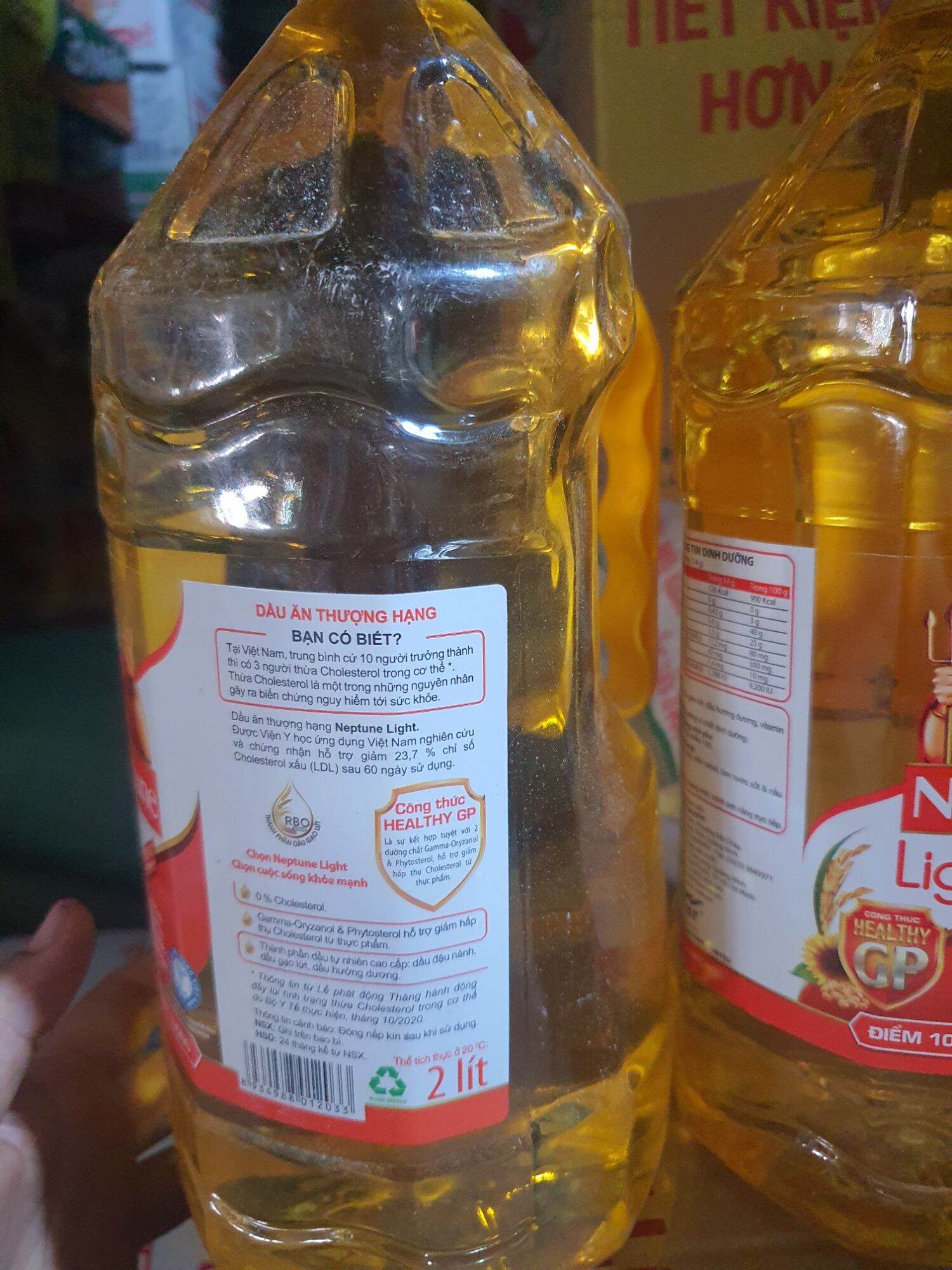 dầu ăn neptune bình 2l