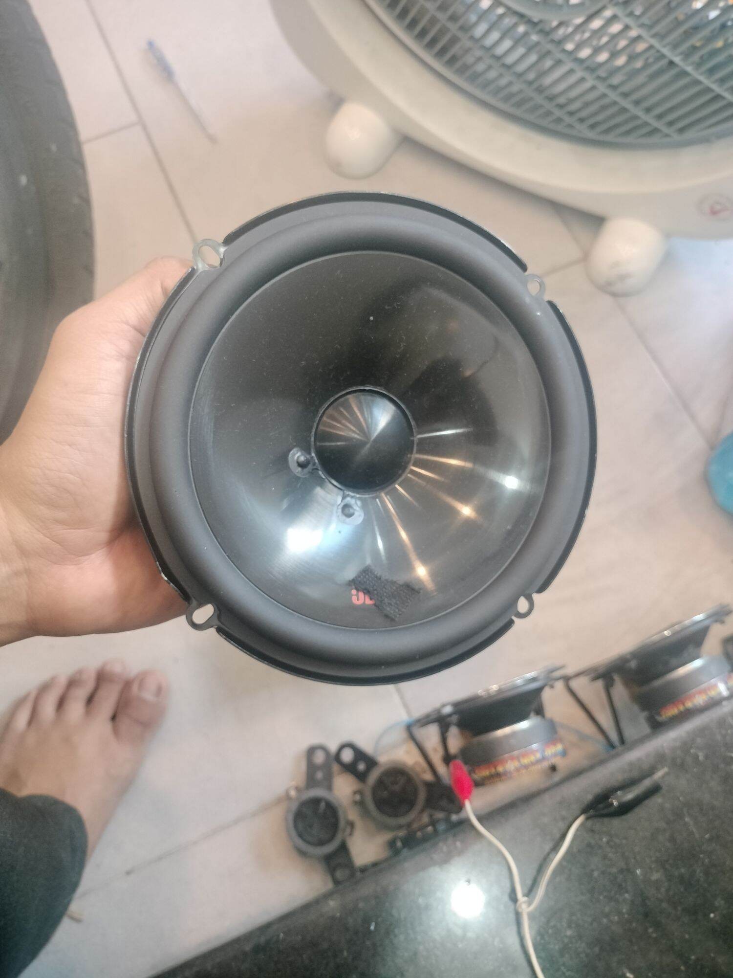 Loa cánh xe hơi jb l 6inch~~ 16cm 6500c cho anh em đam mê độ chế đồ chơi bãi đẹp hát tốt 600k/ cái ạ