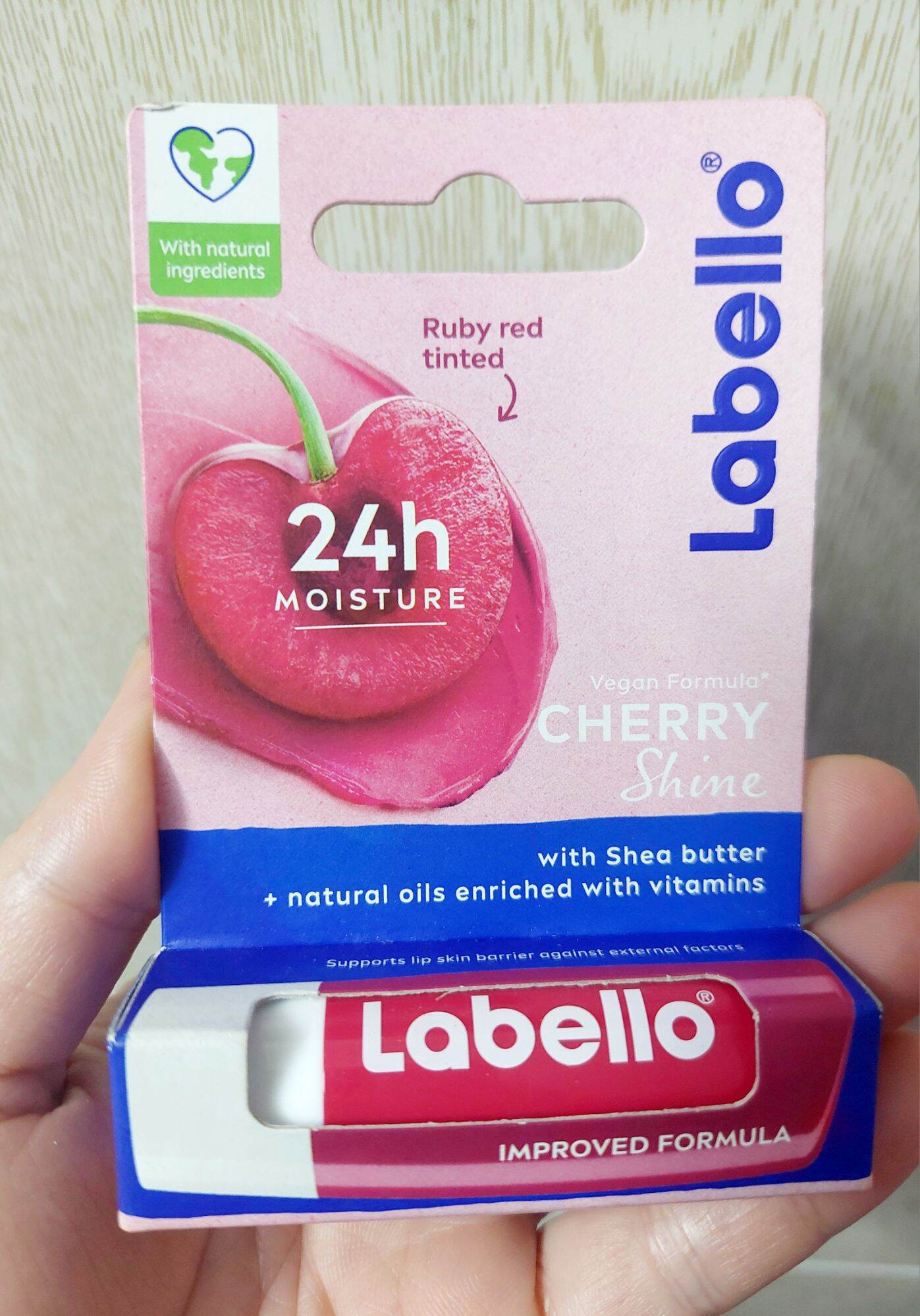 Son dưỡng môi Labello