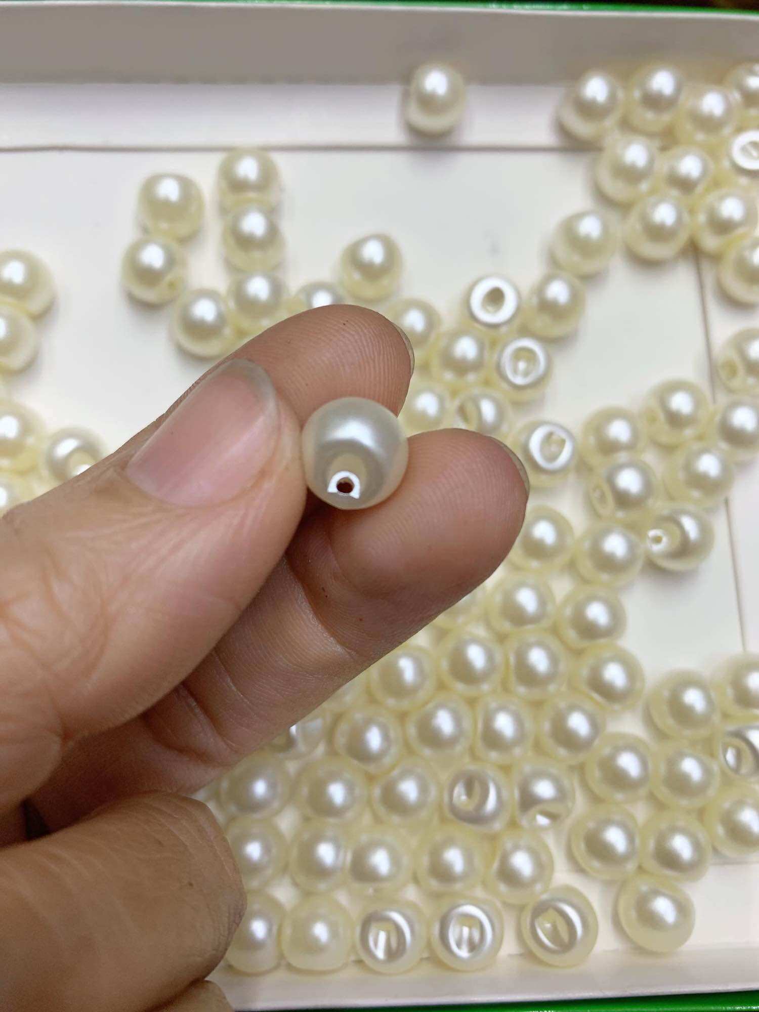 Combo 20 cái nút bẹt 1 màu cỡ 10mm, có 2 màu để chọn lựa