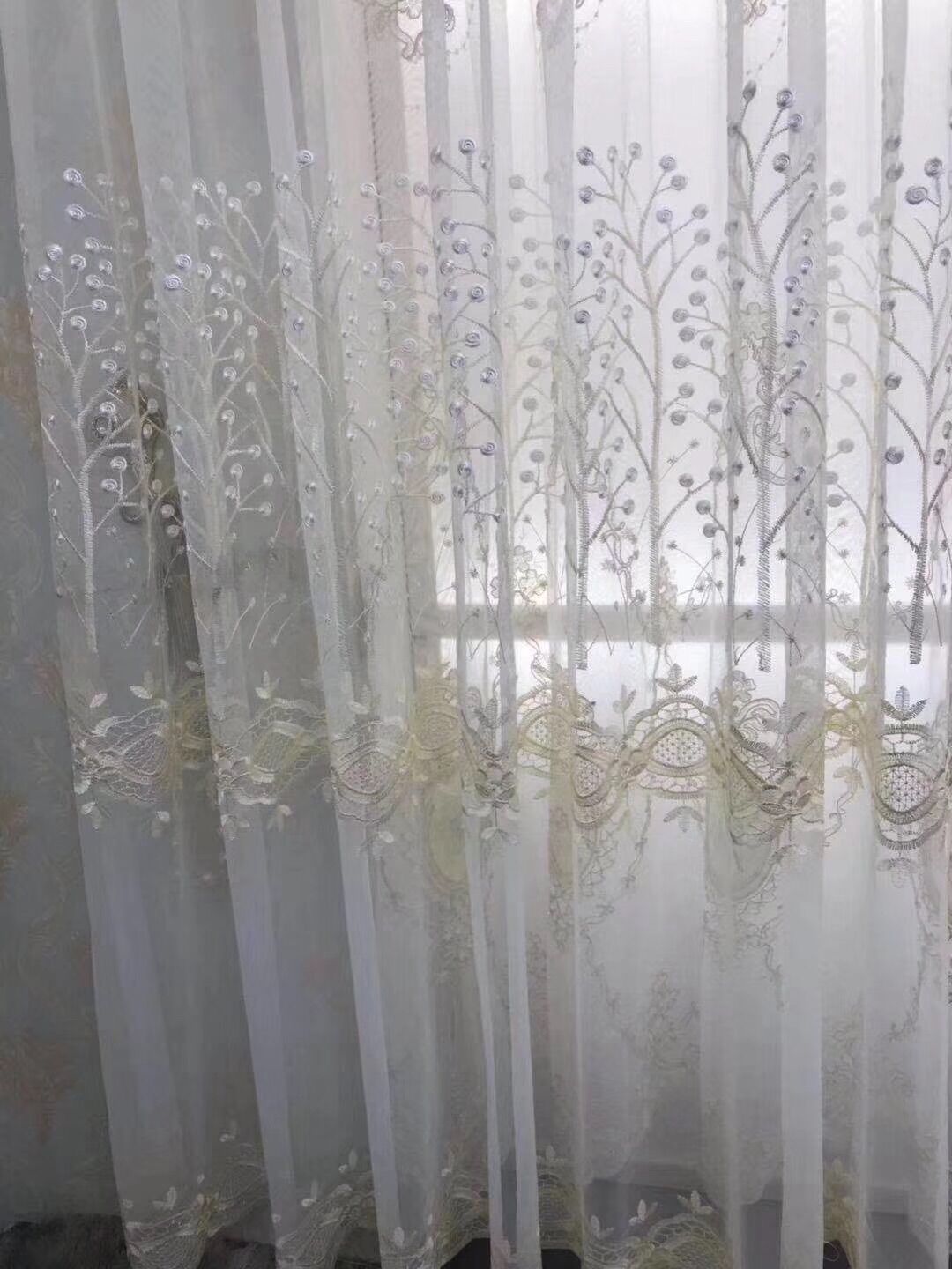 Vải rèm voan thêu chân bông lúa