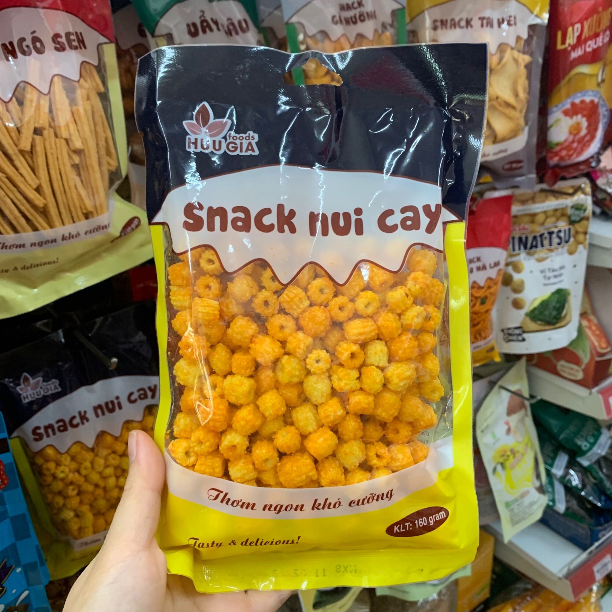 Snack nui cay Hữu Gia gói 150g sẽ