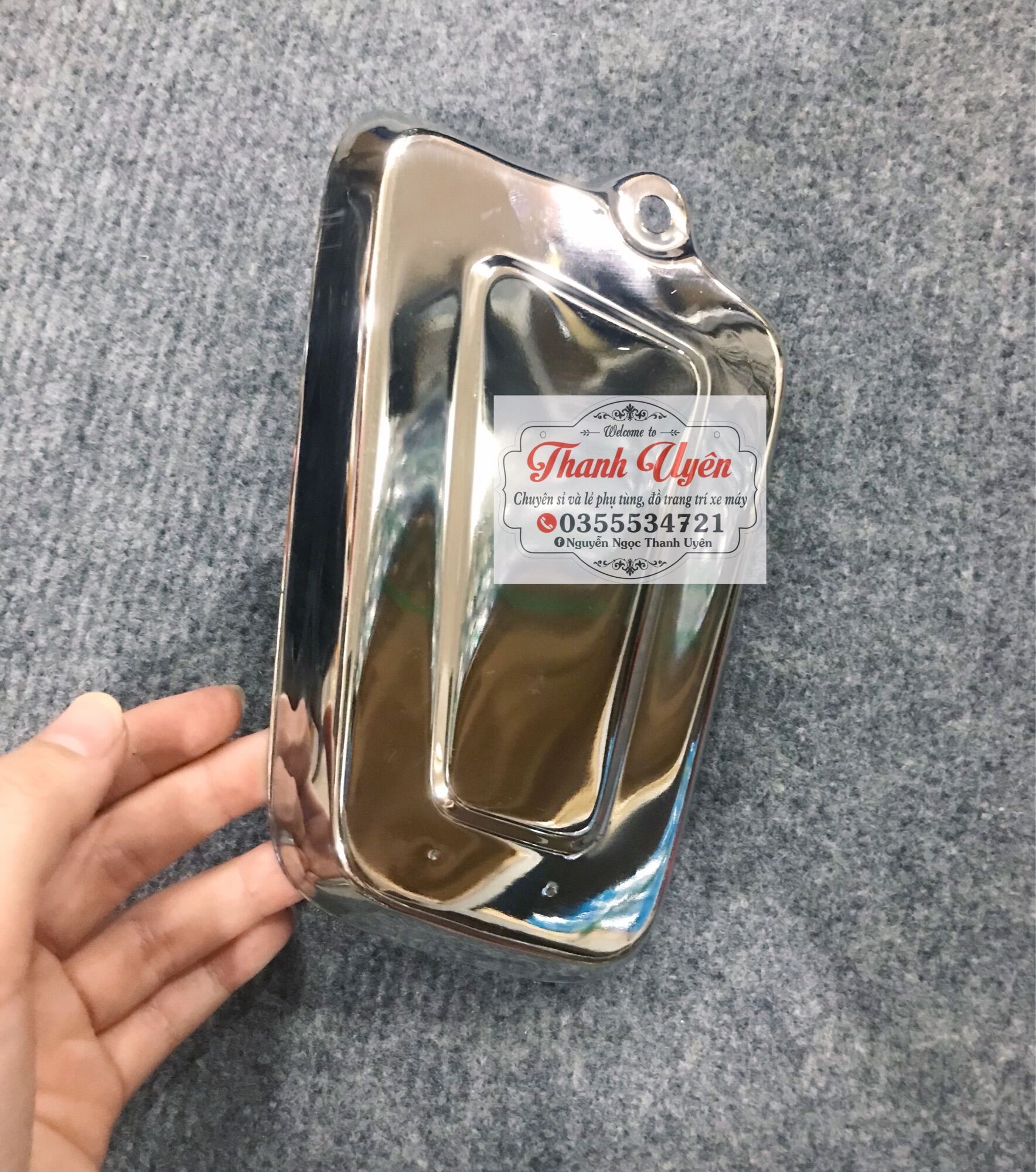 Nắp hộp xe 67 inox bóng đẹp ( ảnh thật)