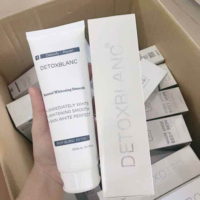 Mặt nạ thải độc trắng da detox blanc