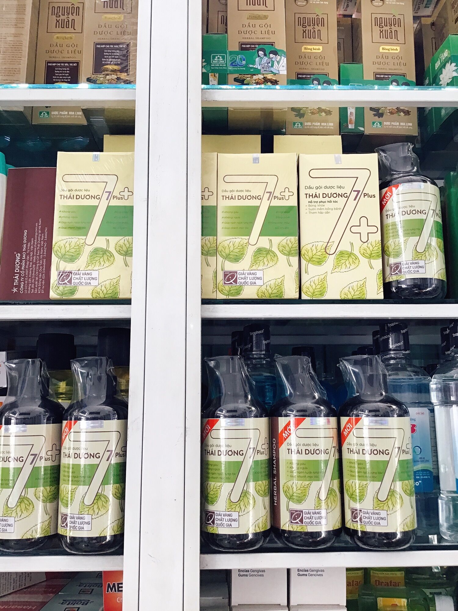 Dầu gội dược liệu Thái Dương 7 plus 250ml/480ml - Sao Thái Dương