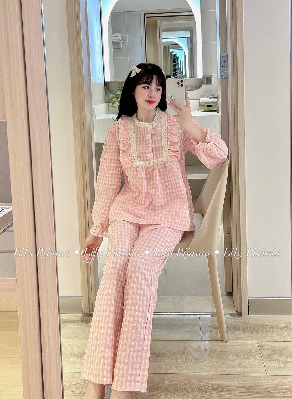Sét bộ pyjama dài  kẻ ren siêu hót ạ.