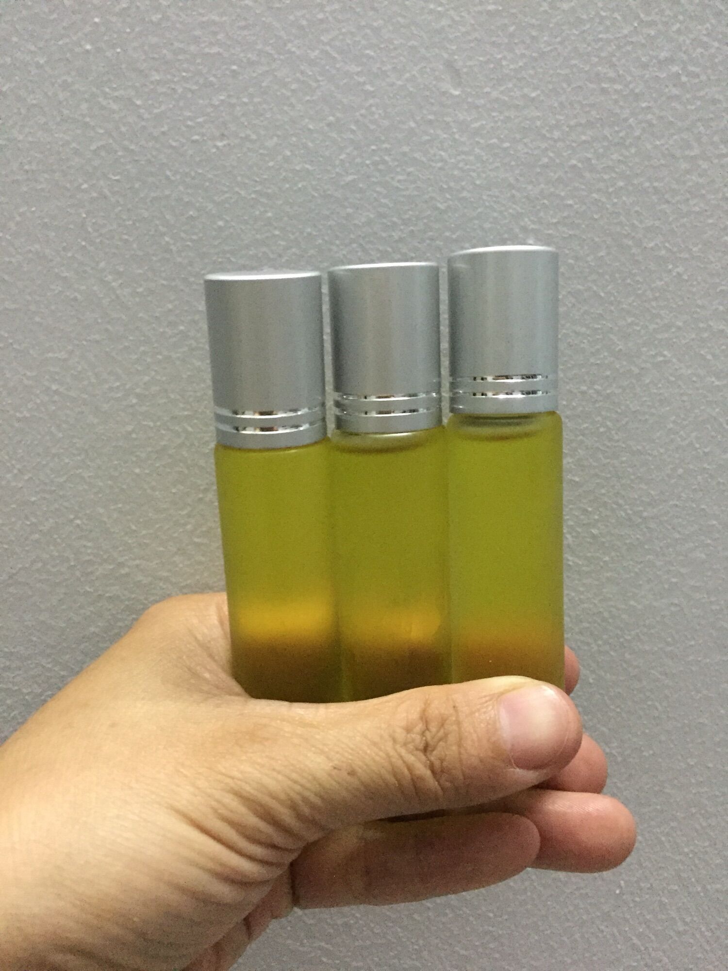 [HCM]Dầu tràm nguyên chất chai lăn nhỏ