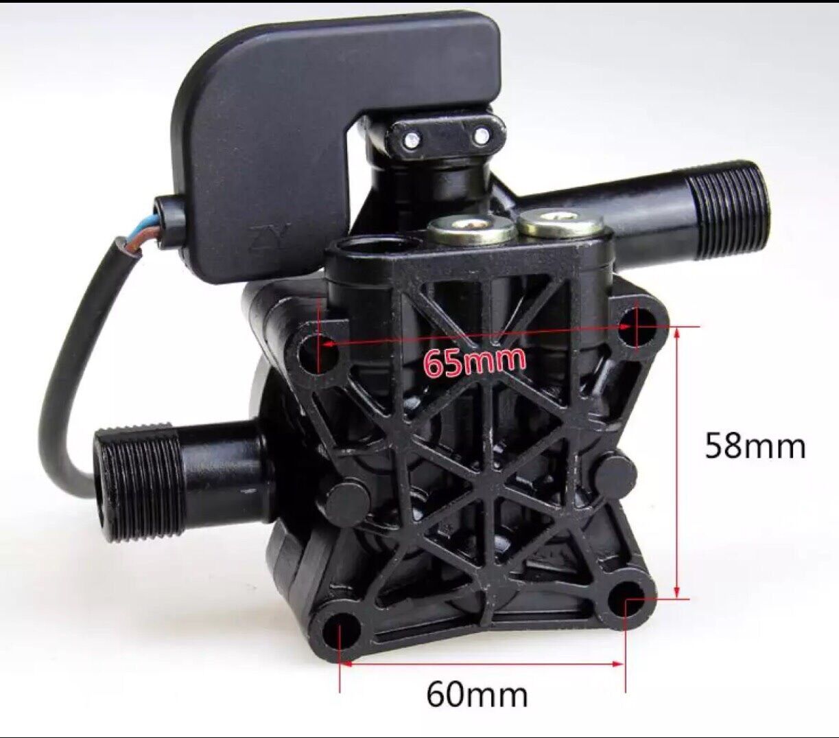 ĐẦU BƠM 3 PITON KÈM RƠ LE MÁY XỊT RỬA CAO ÁP MINI không có chức năng chỉnh áp - PHỤ KIỆN MÁY RỬA XE