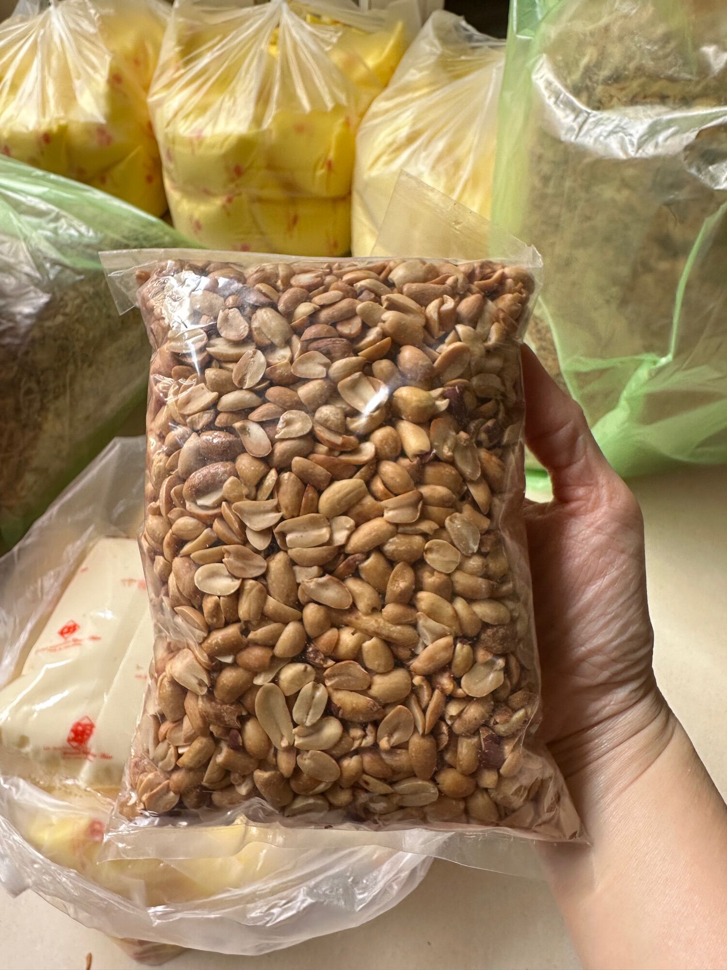 Đậu phộng rang - 1 bịch 500gram - hcm
