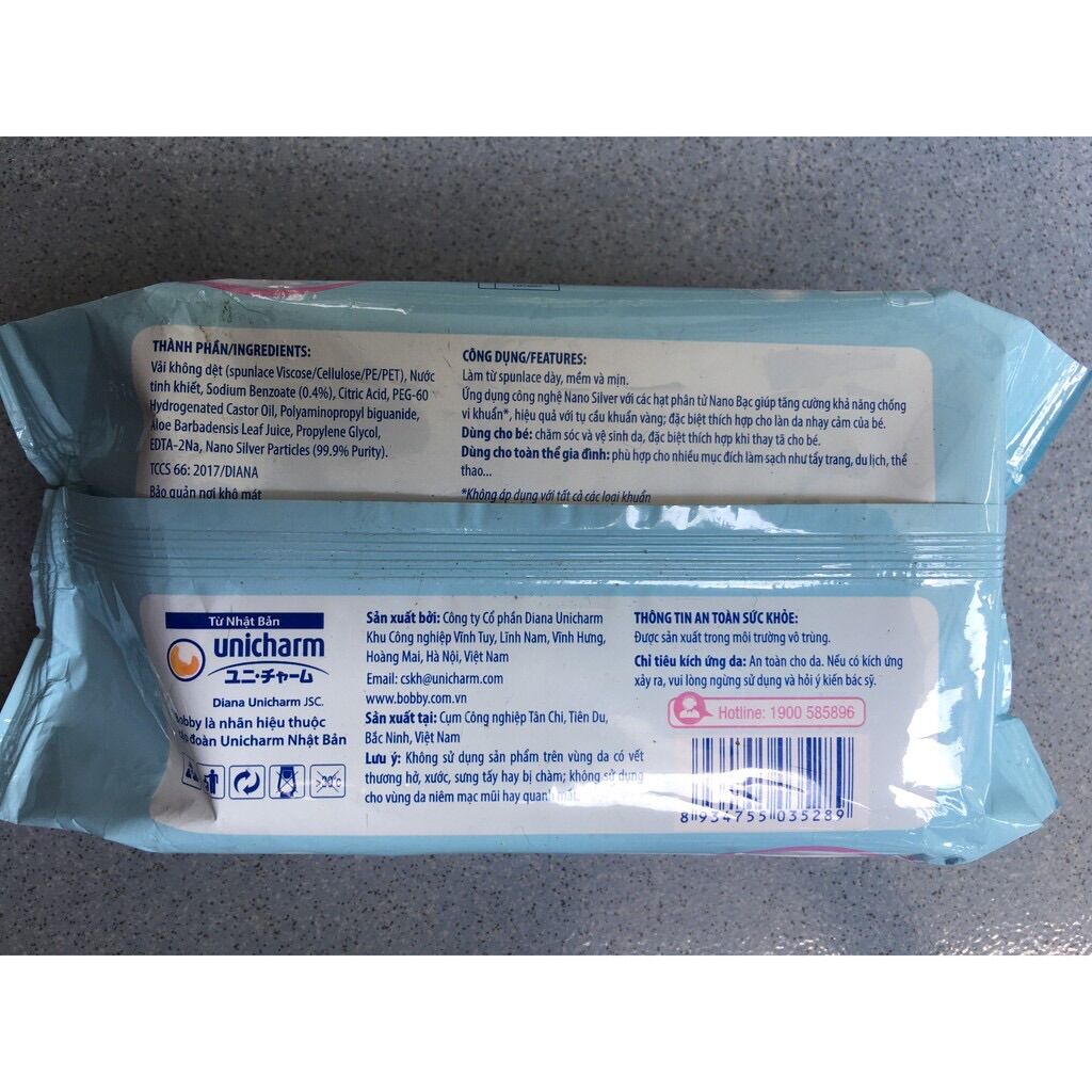 Khăn ướt không mùi Nano bạc Bobby (gói 100 tờ)
