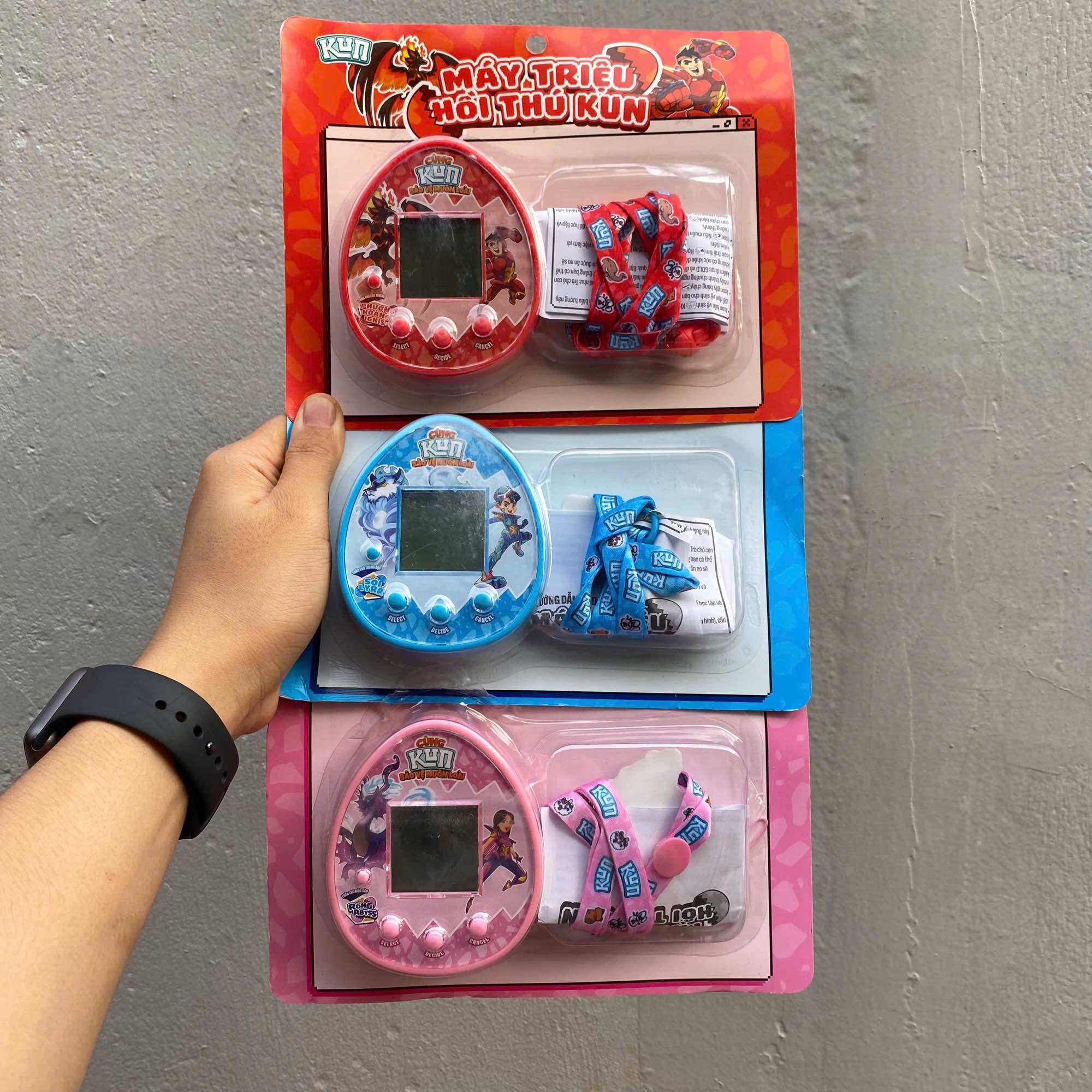 Máy triệu hồi thú Kun. Máy nuôi thú ảo. Máy chơi game triệu hồi thú Kun. Hàng khuyến mãi từ sữa Kun