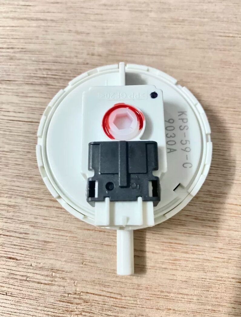 (Zin tháo máy) Van áp lực/ phao máy giặt sanyo