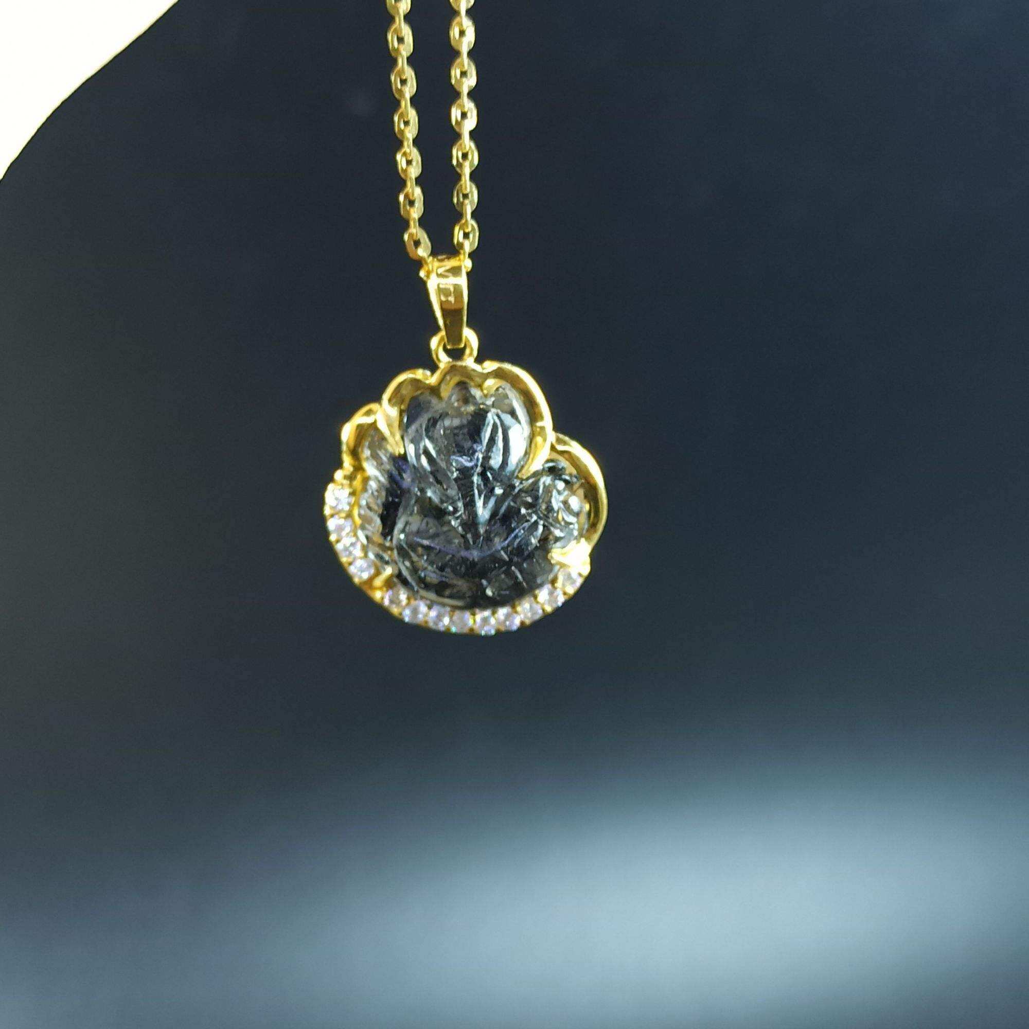 Mặt Dây Chuyền Hồ Ly Đá Thạch Anh Tóc Đen Tự Nhiên Bọc Vàng 10K