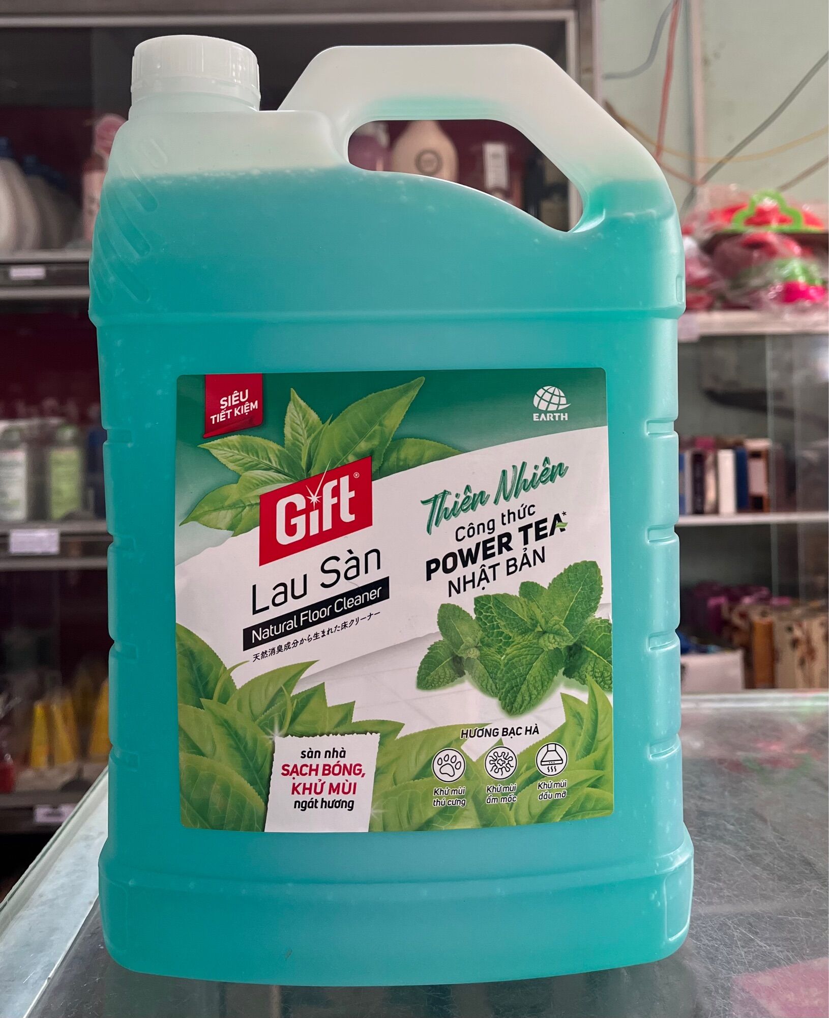 NƯỚC THƠM LAU SÀN GIFT 3,8kg - 5