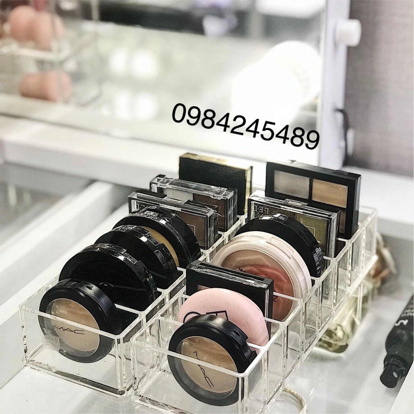 khay đựng son phấn bảng mắt