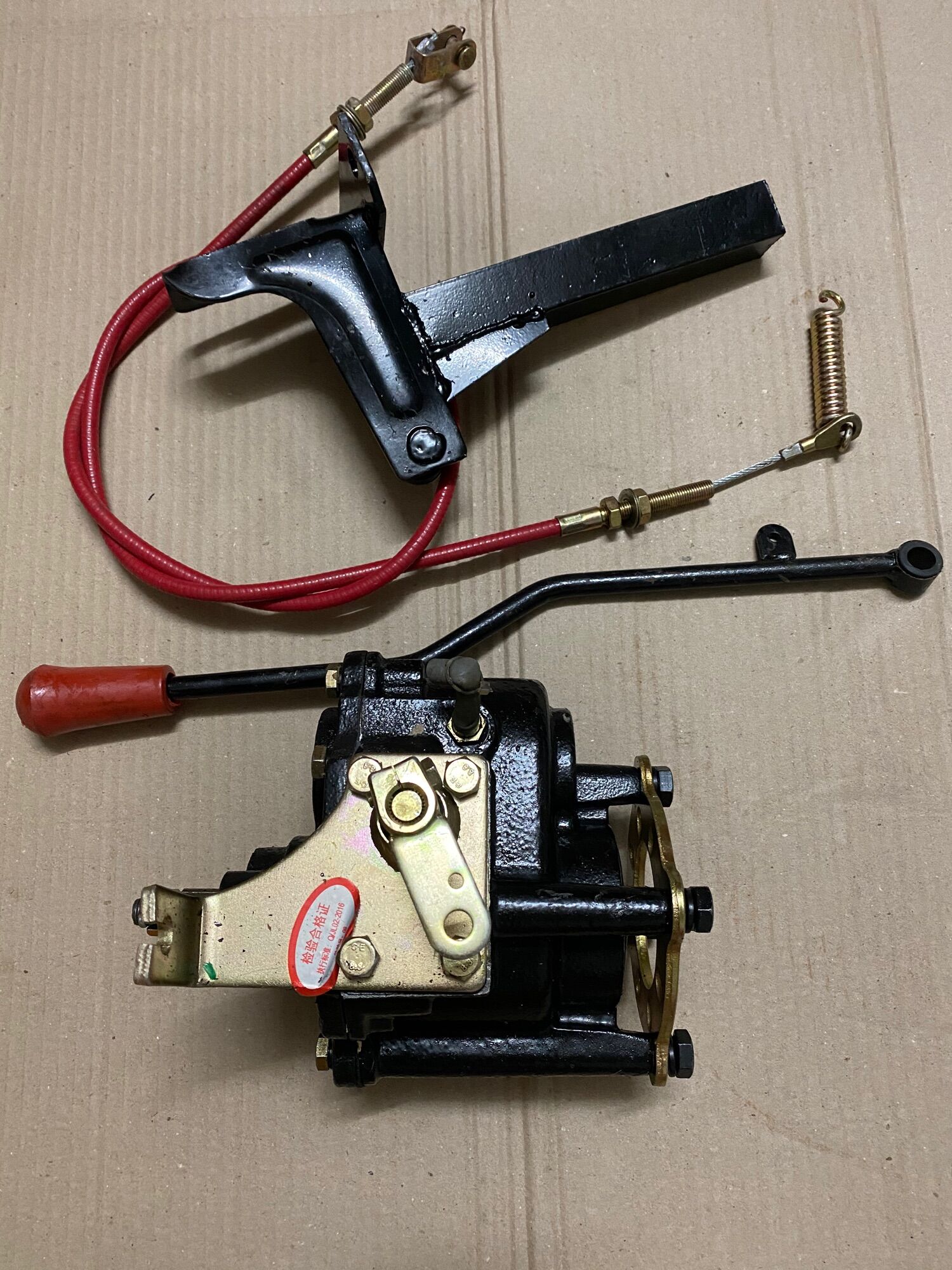 Hộp số phụ ,số mạnh,số chậm,cầu đeo,mạnh đeo. sử dụng cho xe 3 bánh,xe 4 bánh.có tác dụng tải nặng,leo dốc khoẻ,sử dụng dễ dàng