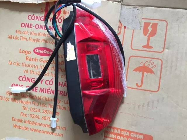 Đèn hậu 133s plus