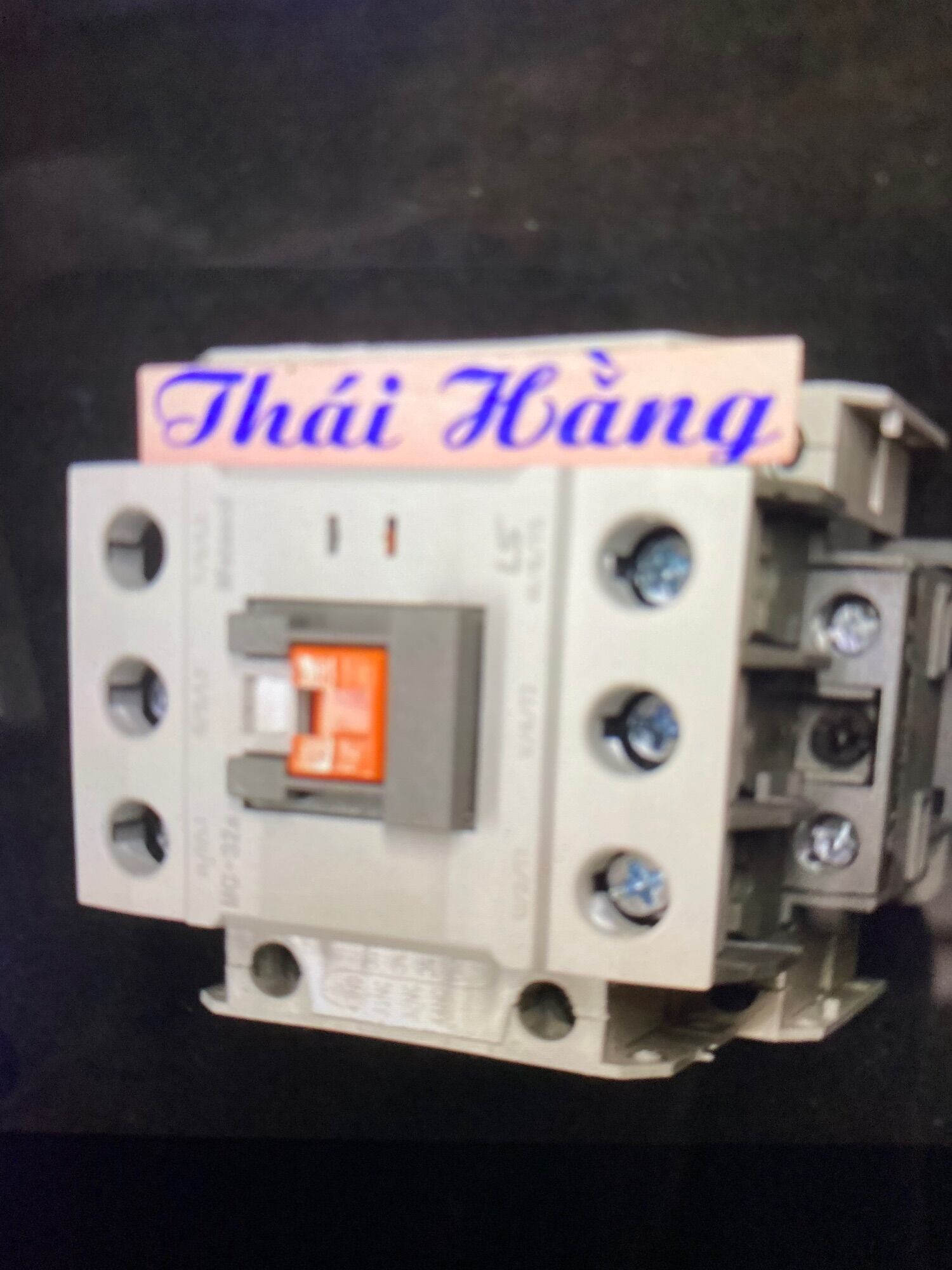 Khởi động từ 3 pha MC32 A/220 v /LS