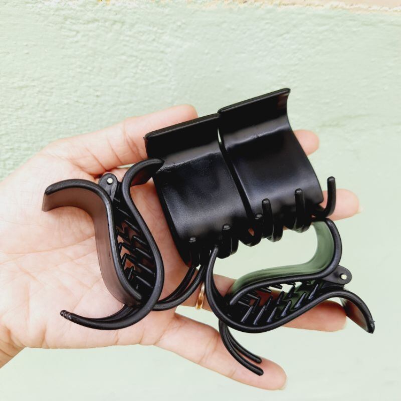 Lố 12 kẹp tóc 5 răng nhám màu đen (loại mềm)
