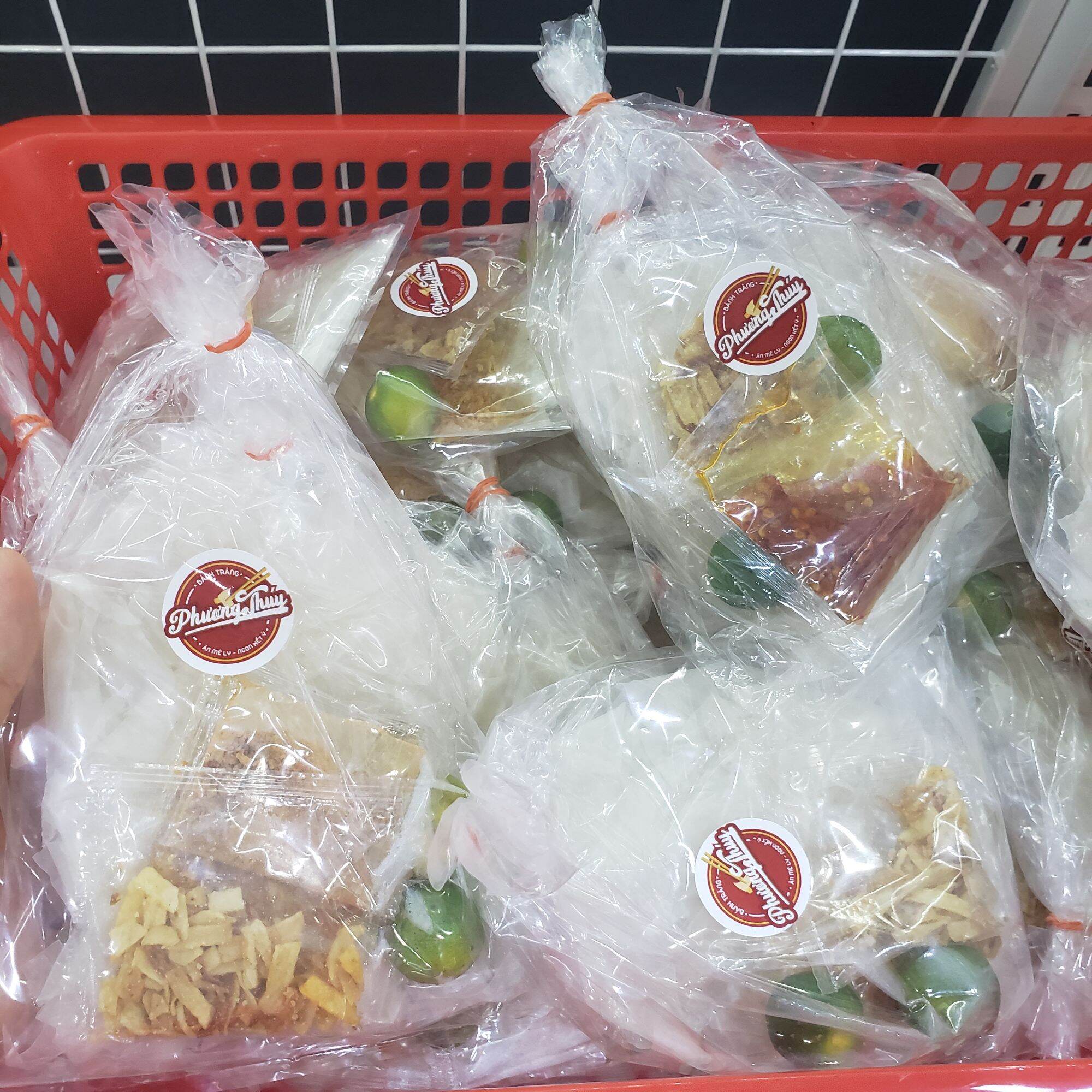 Bánh Tráng Phơi Sương Chấm Sốt Muối Tỏi