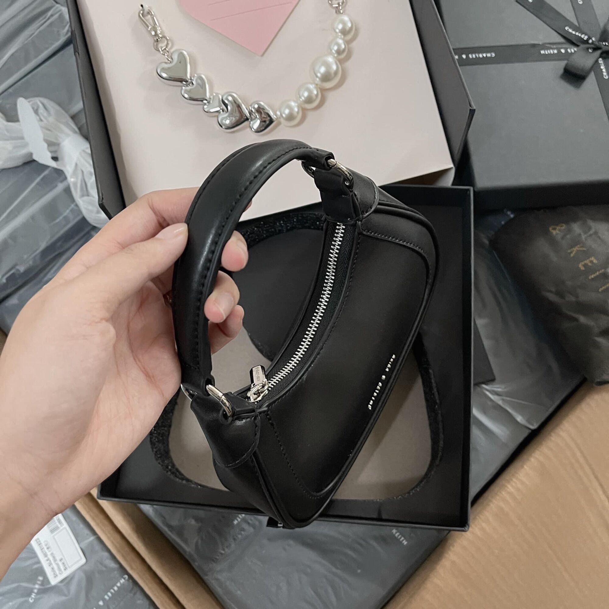 Túi CNK tim xuất Fullbox (Size 21cm)