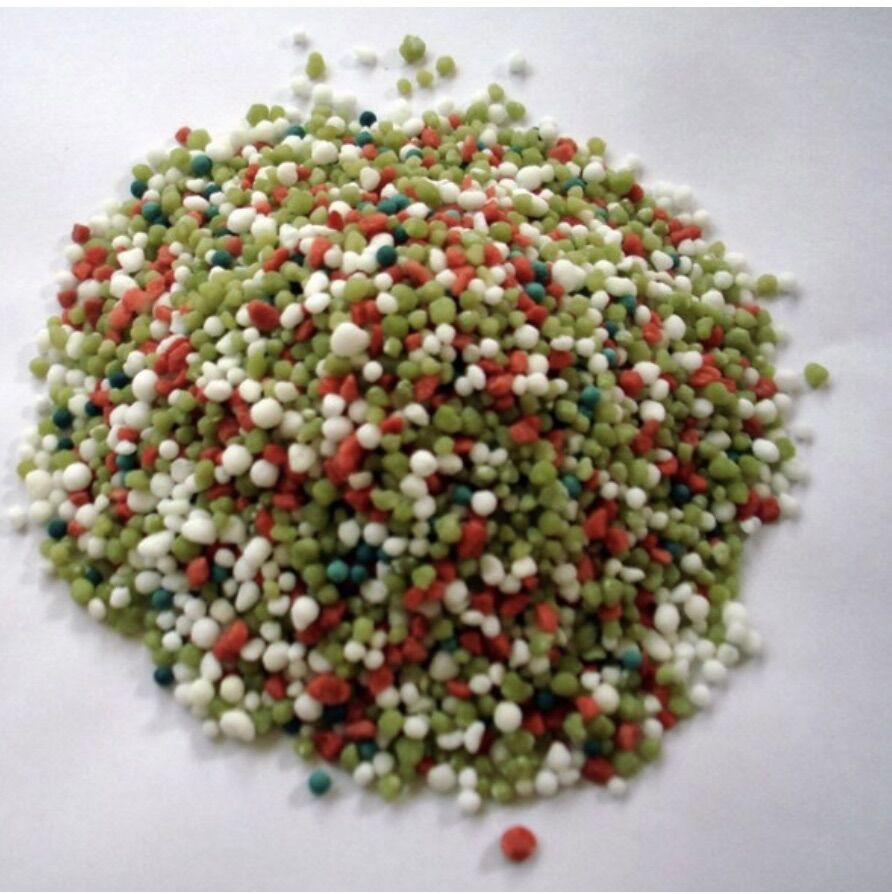 1kg Phân bón NPK.