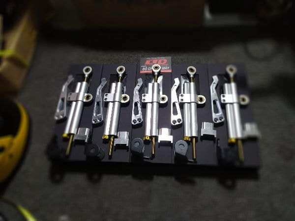 trợ lực ohlins cổ