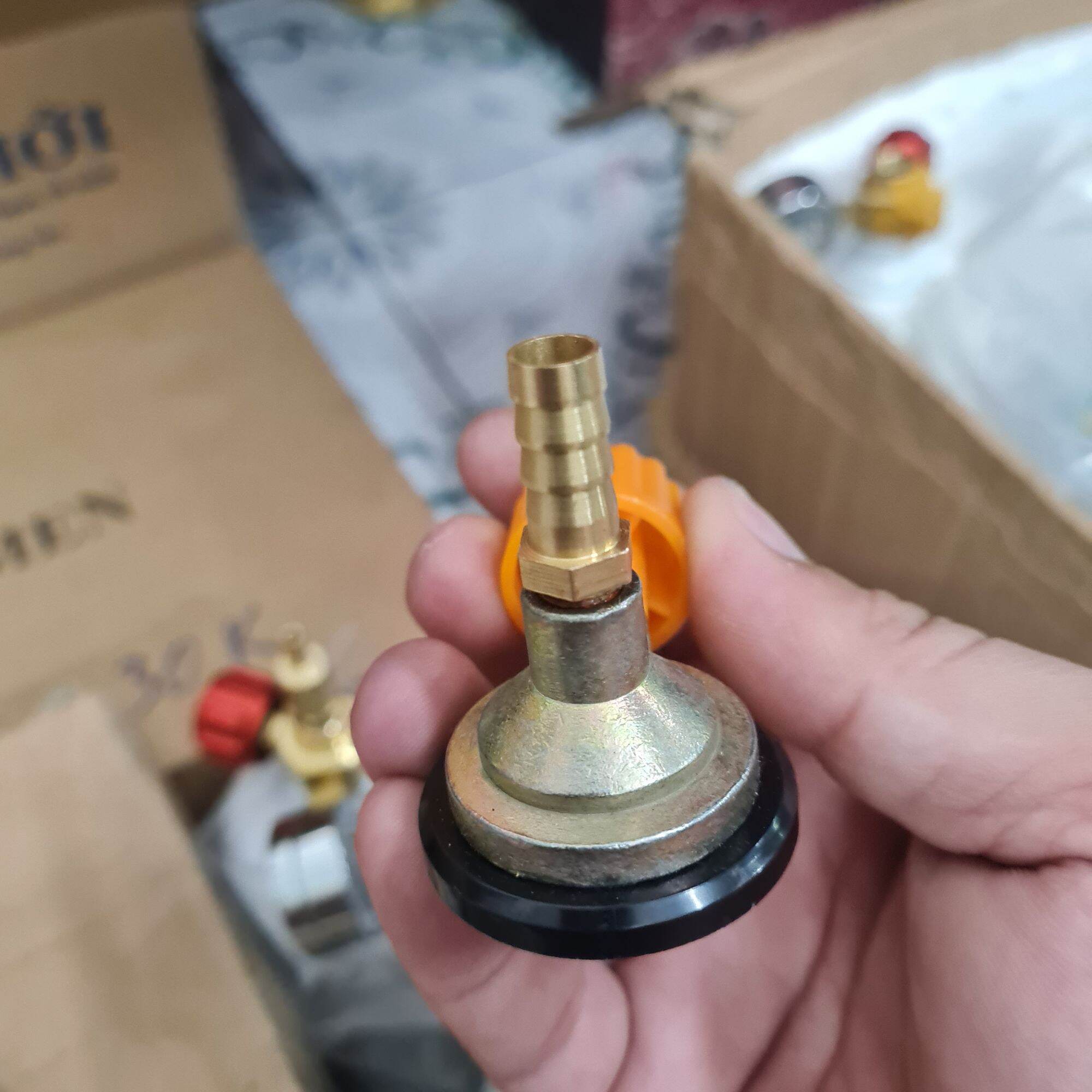 Khóa Đầu Bình Gas Du Lịch