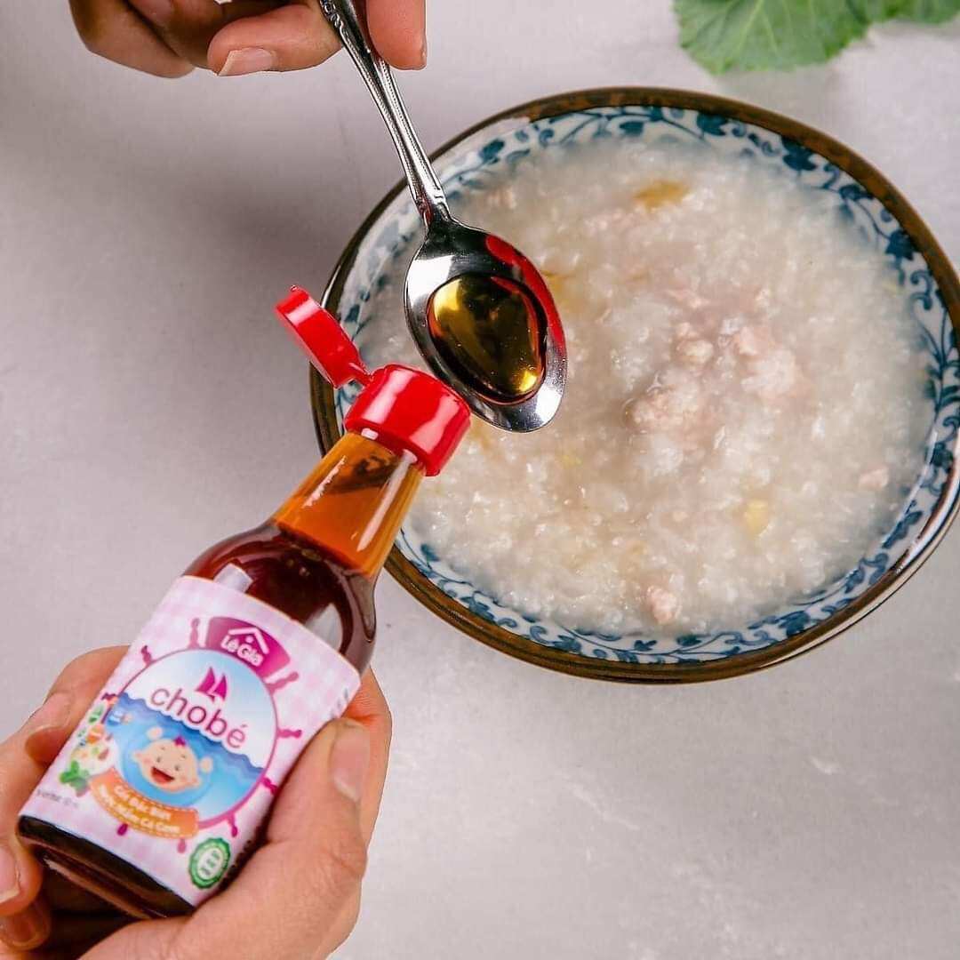 Nước mắm ăn dặm Lê Gia cho bé