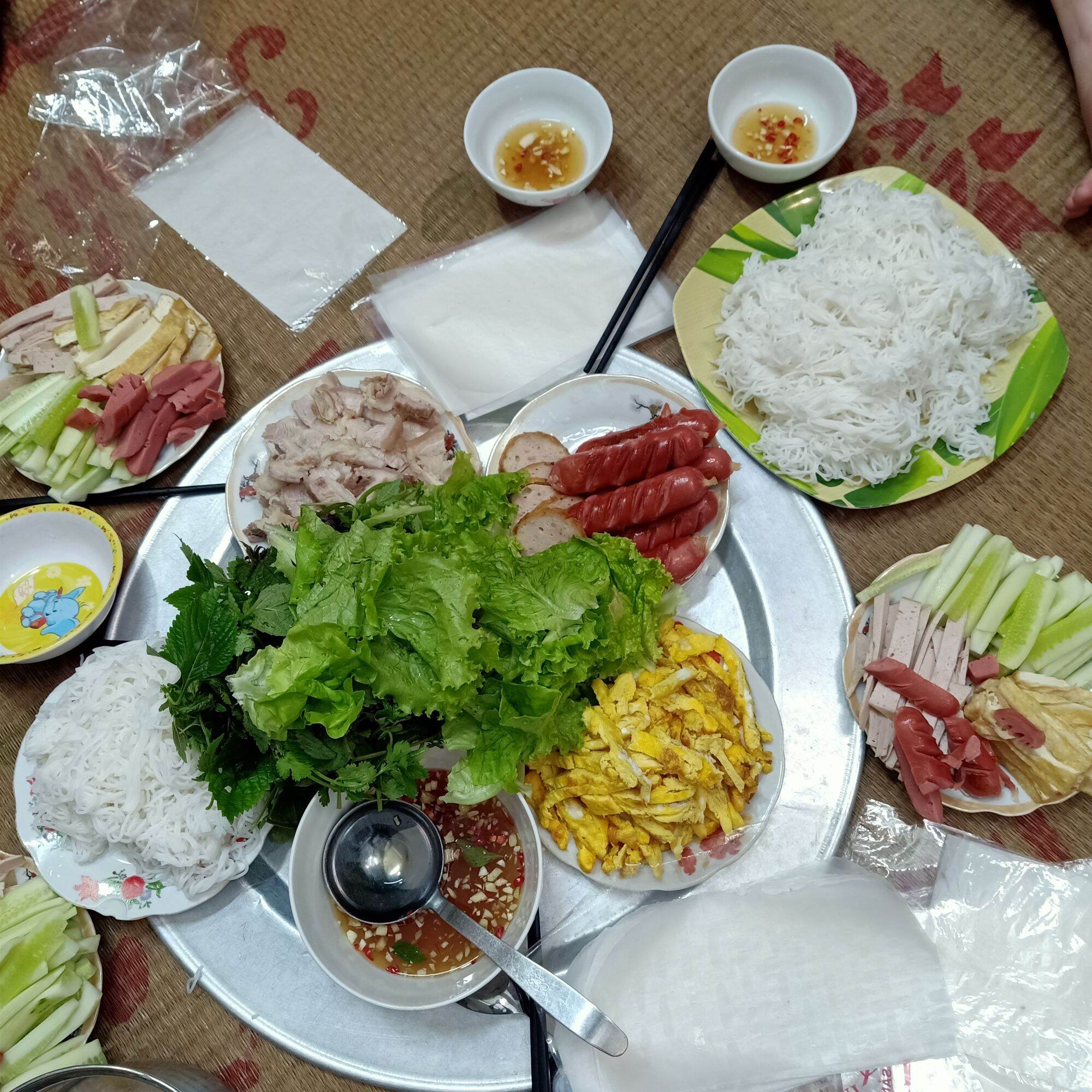 1 lít NƯỚC MẮM CÁ CƠM loại ĐẶC BIỆT - đặc sản SA CHÂU