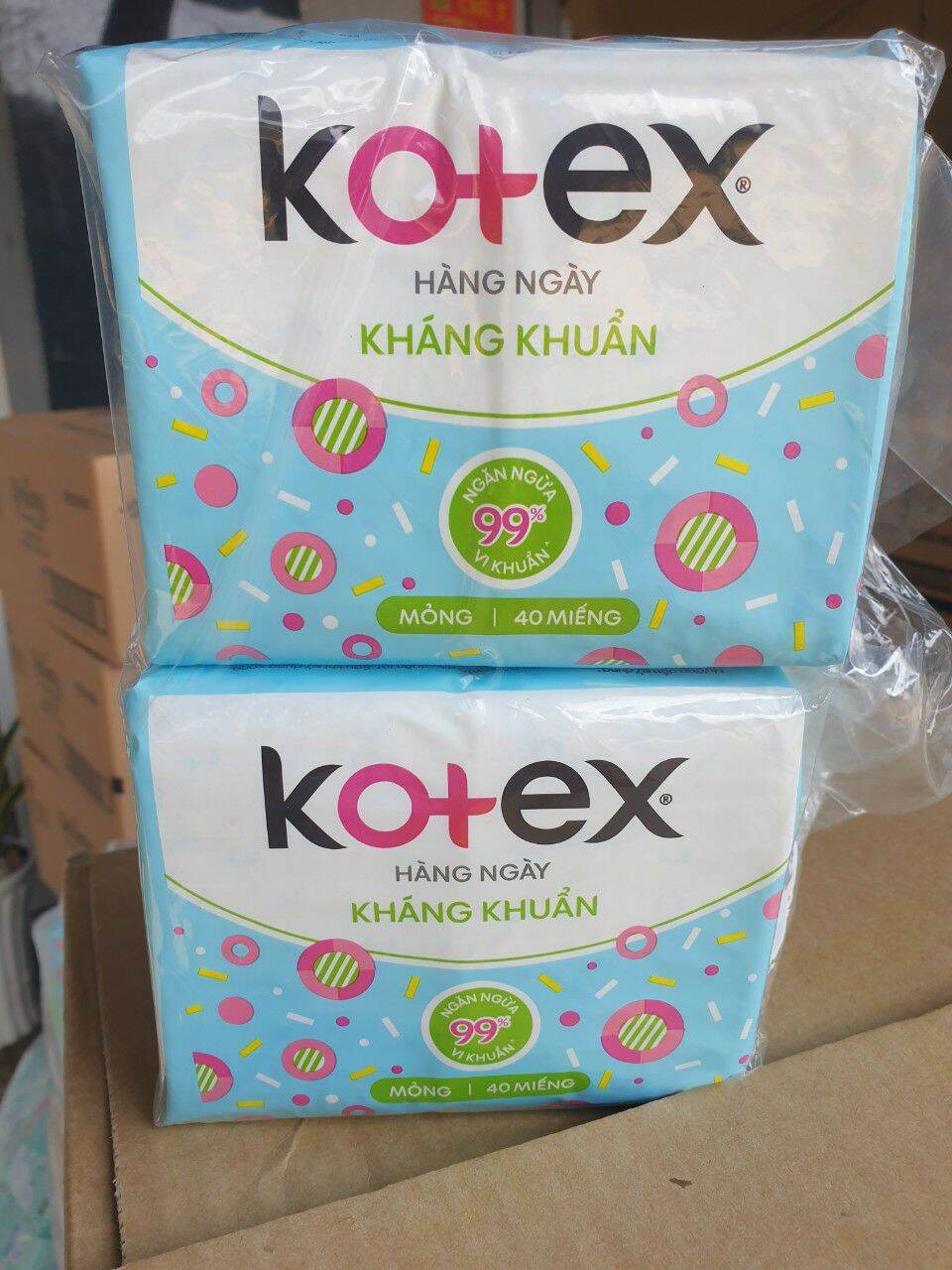 Combo 4 gói bvs kotex hằng ngày 40 miếng