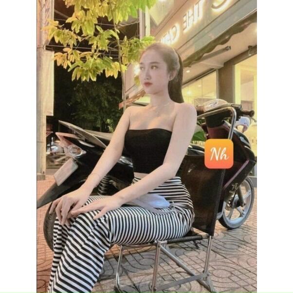 Quần ống loe ôm lưng cao