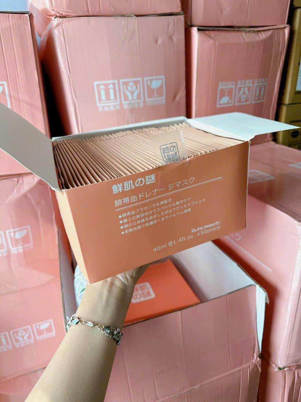 Mặt nạ nhau thai cừu hộp 50 miếng