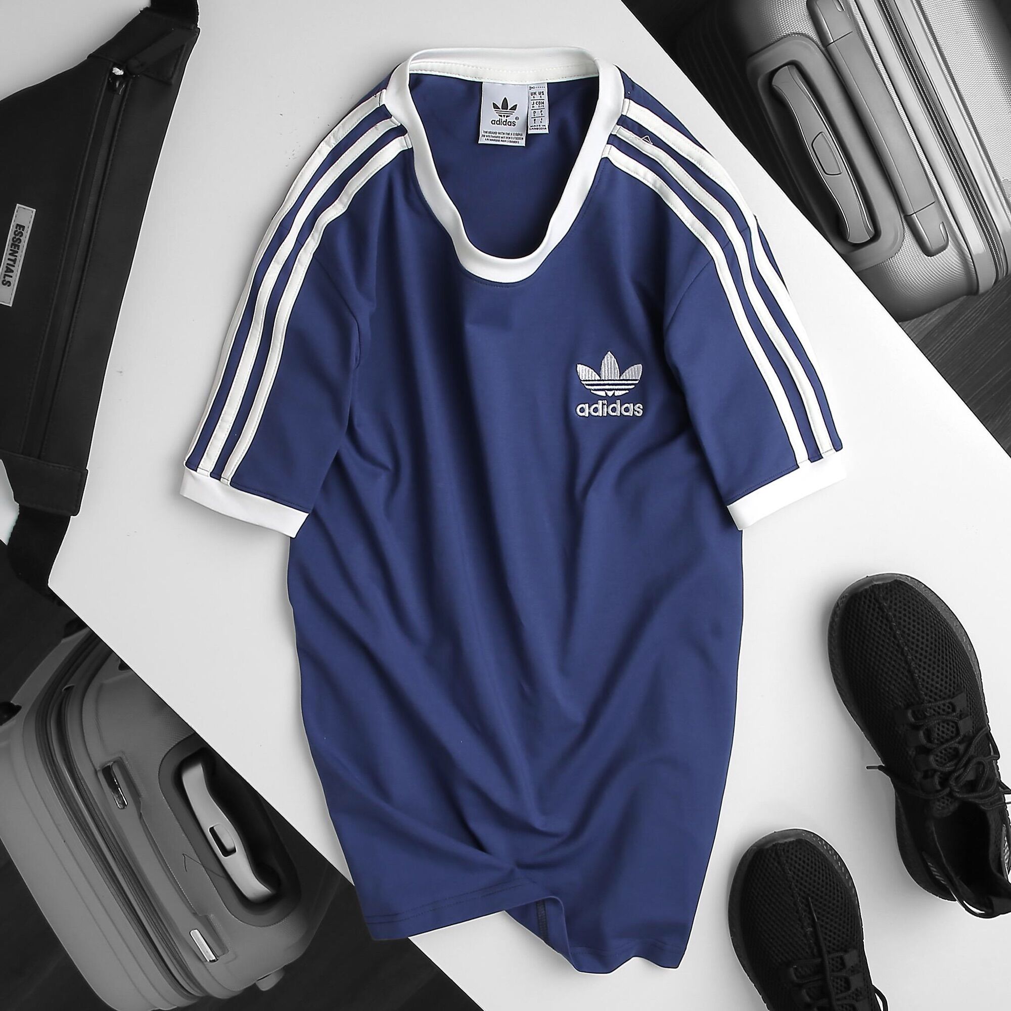 Áo adidas 3 sọc